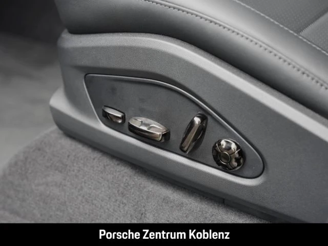 Porsche Cayenne Coupe Electric -