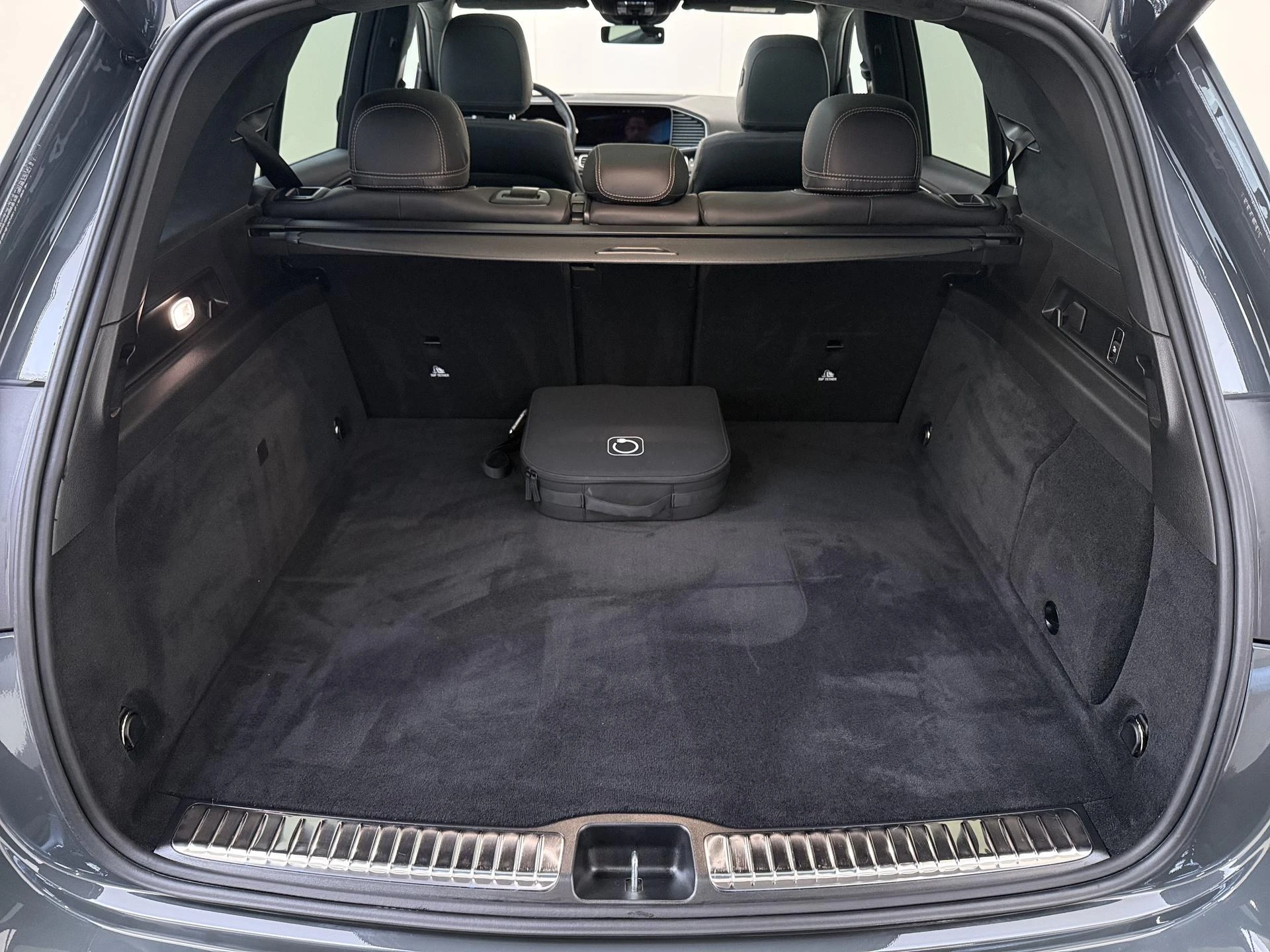 Mercedes-Benz-GLE-image-32