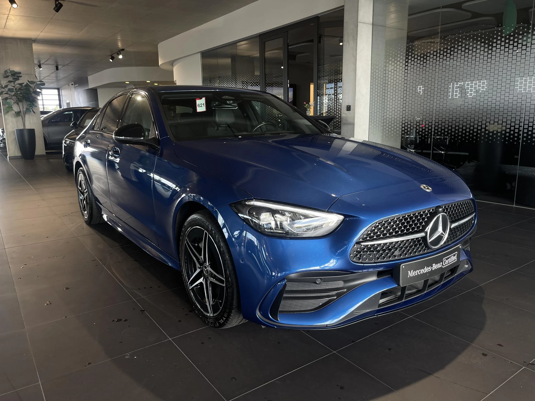 Mercedes-Benz-C-Klasse-image-2