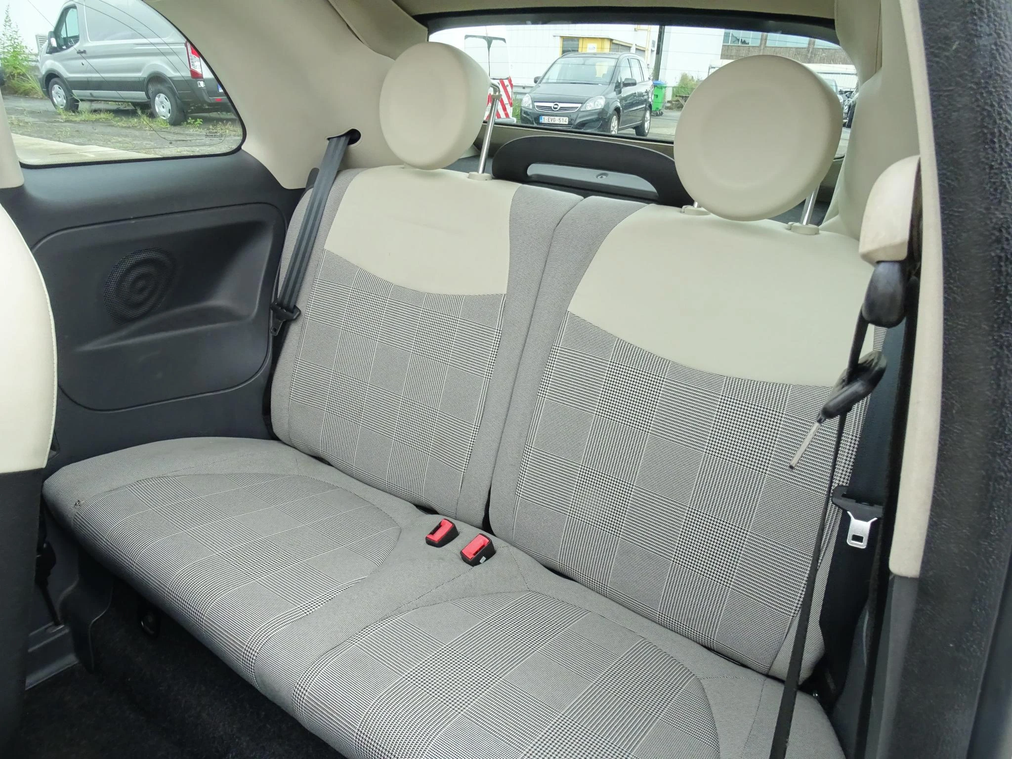 Fiat-500C-image-13
