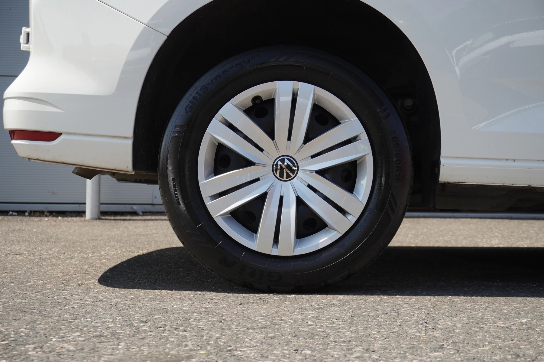 Volkswagen-Caddy-image-38