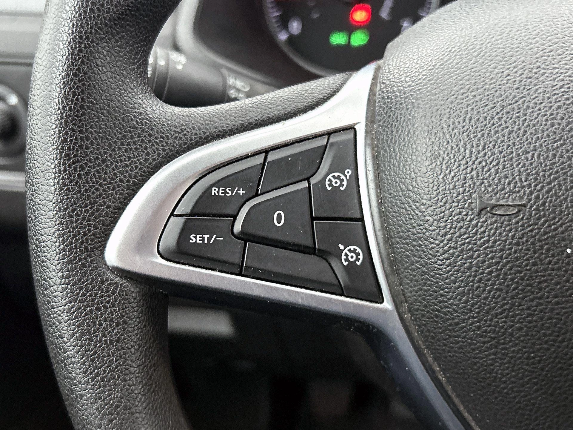 Renault-Express-image-5