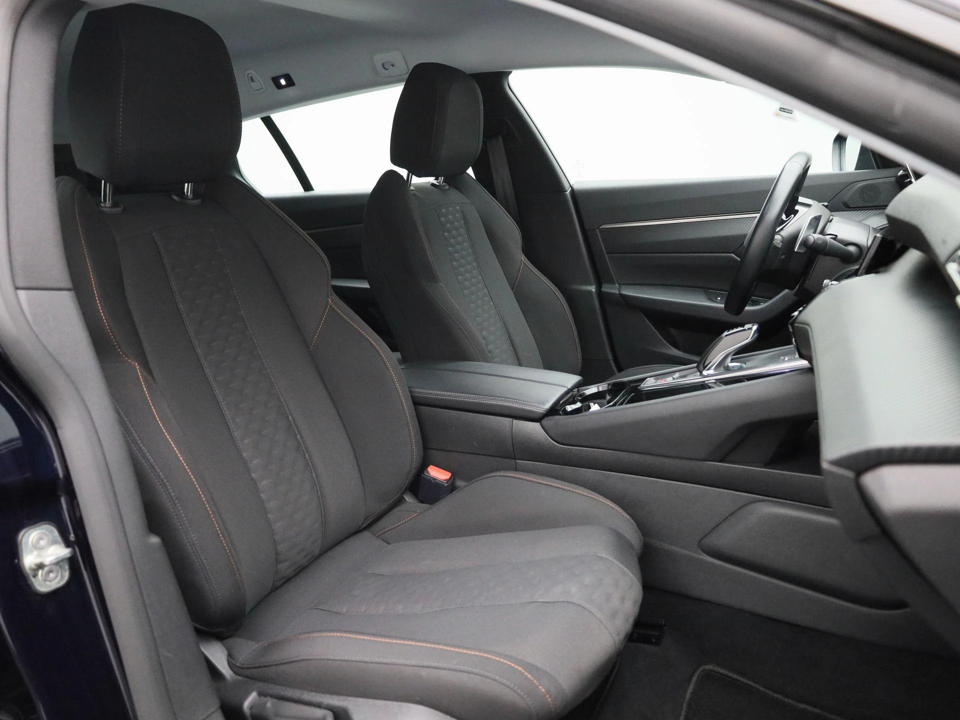 Peugeot-508-image-38