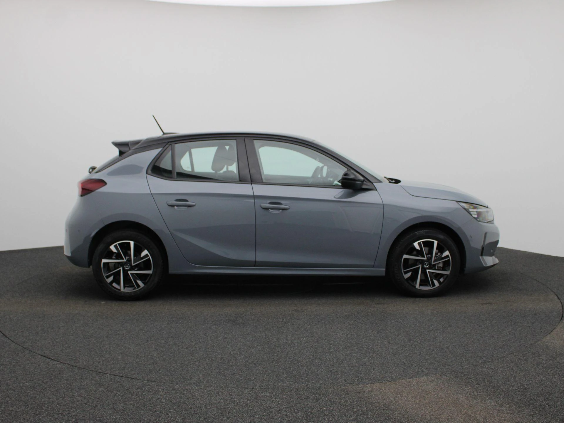 Opel-Corsa-image-5