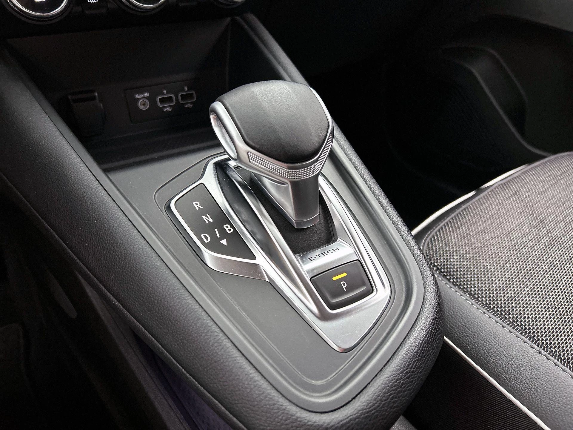 Renault-Captur-image-22