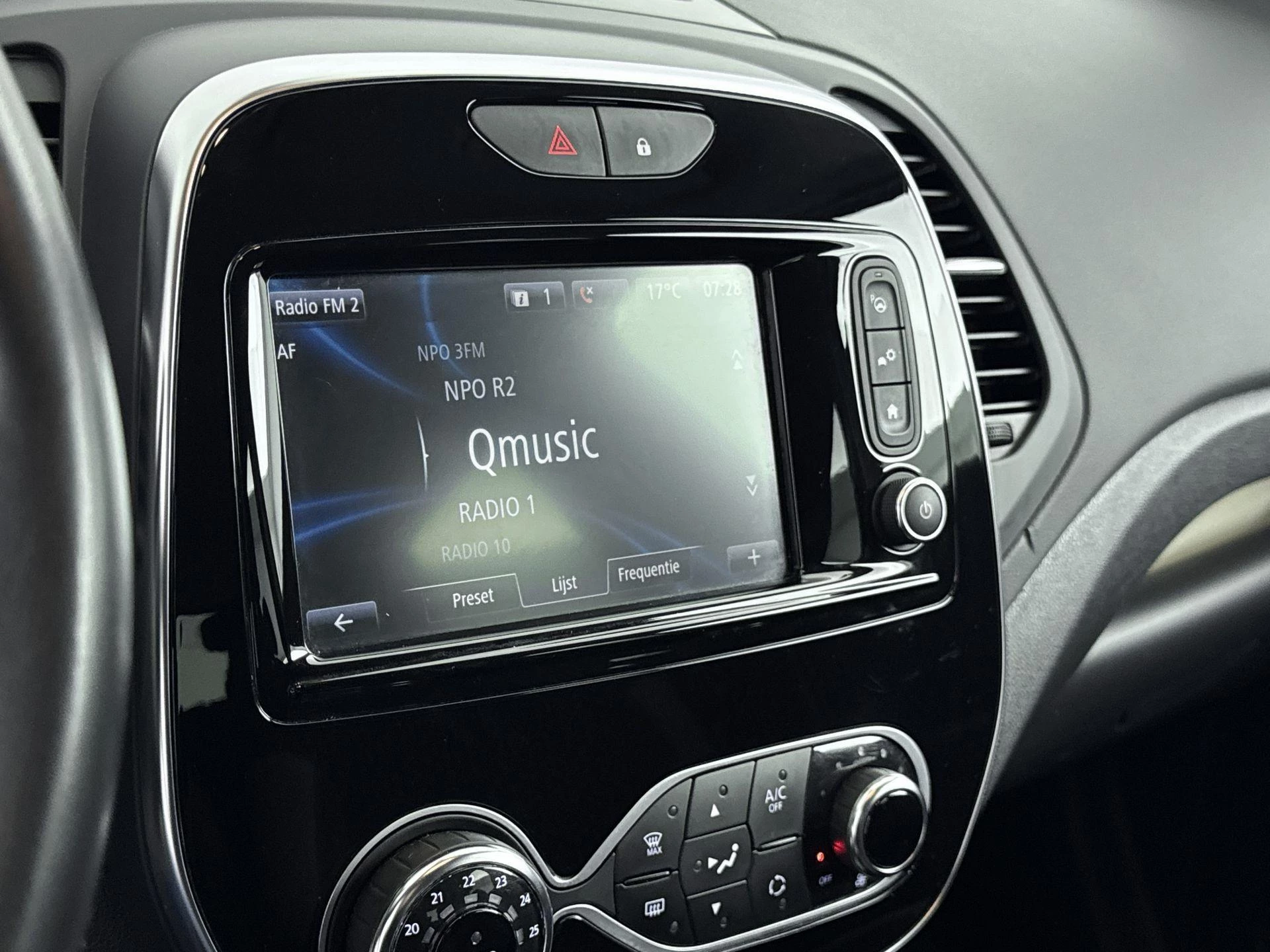 Renault Captur 0.9 TCe Intens 90PK