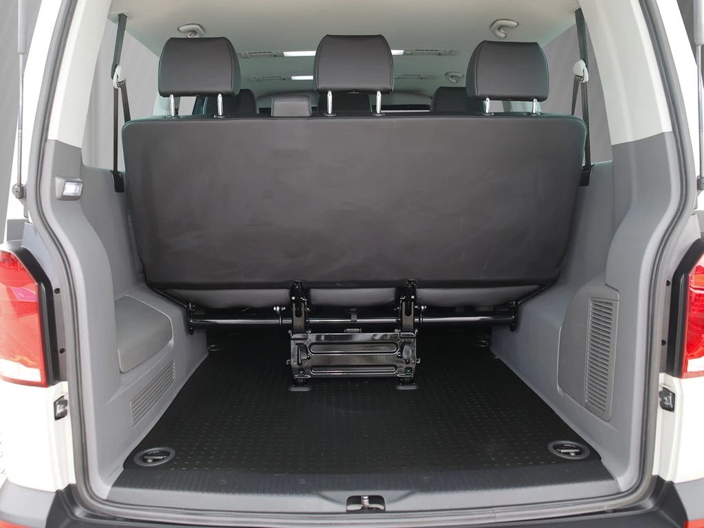 Volkswagen Transporter T6.1 Caravelle 2.0 TDI AHK/Navi/RFK