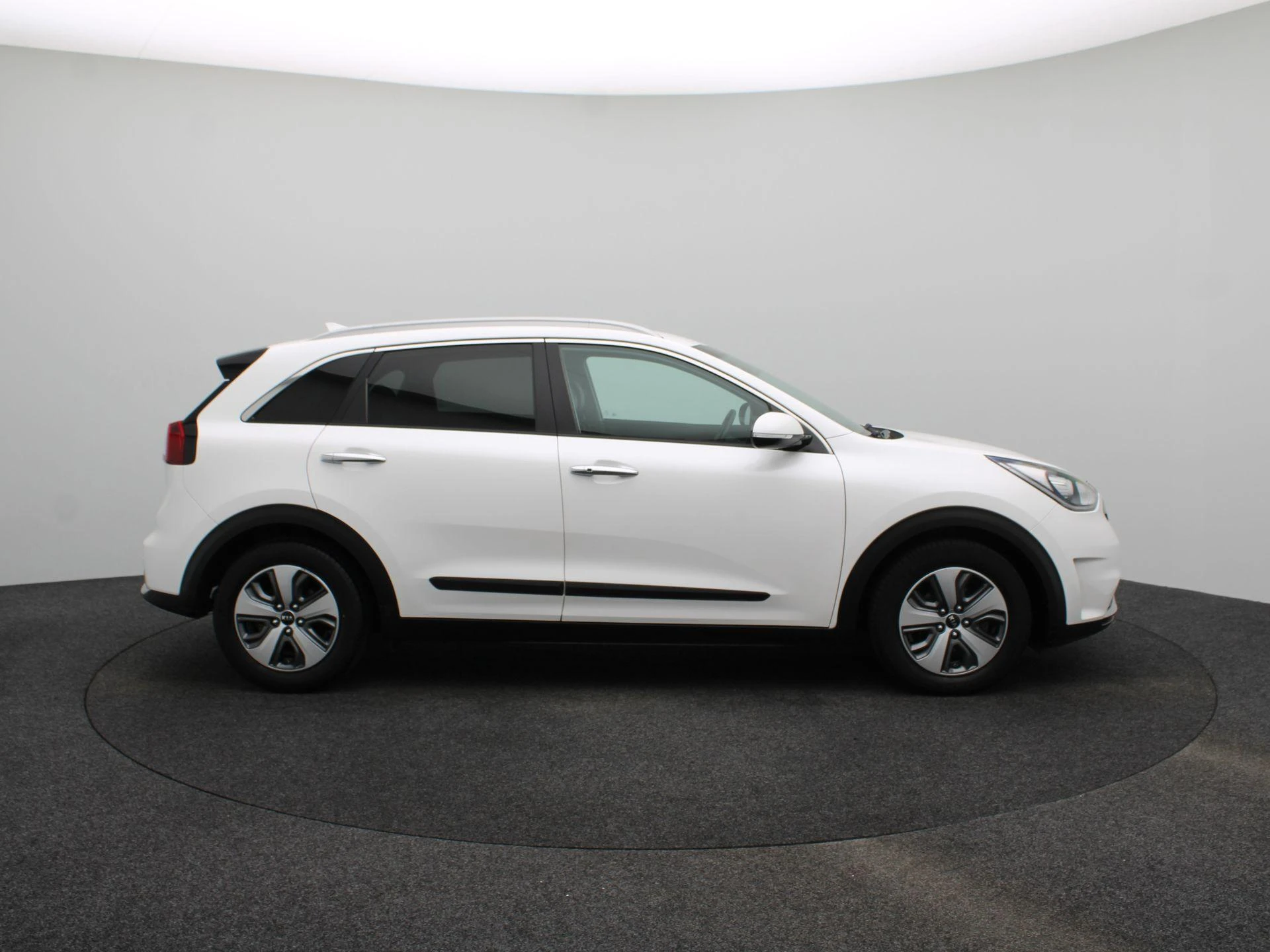Kia-Niro-image-42