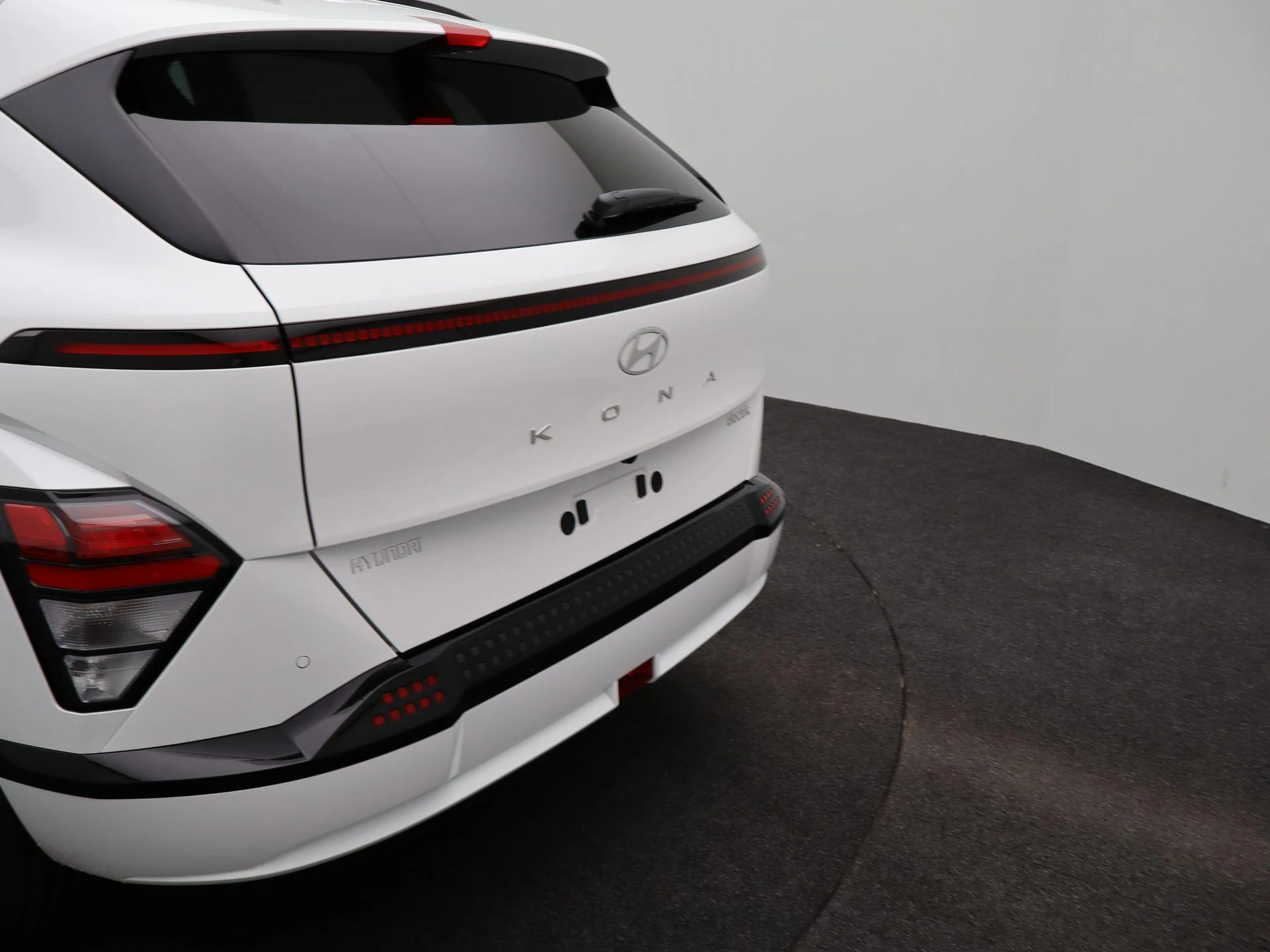 Hyundai-Kona-image-33