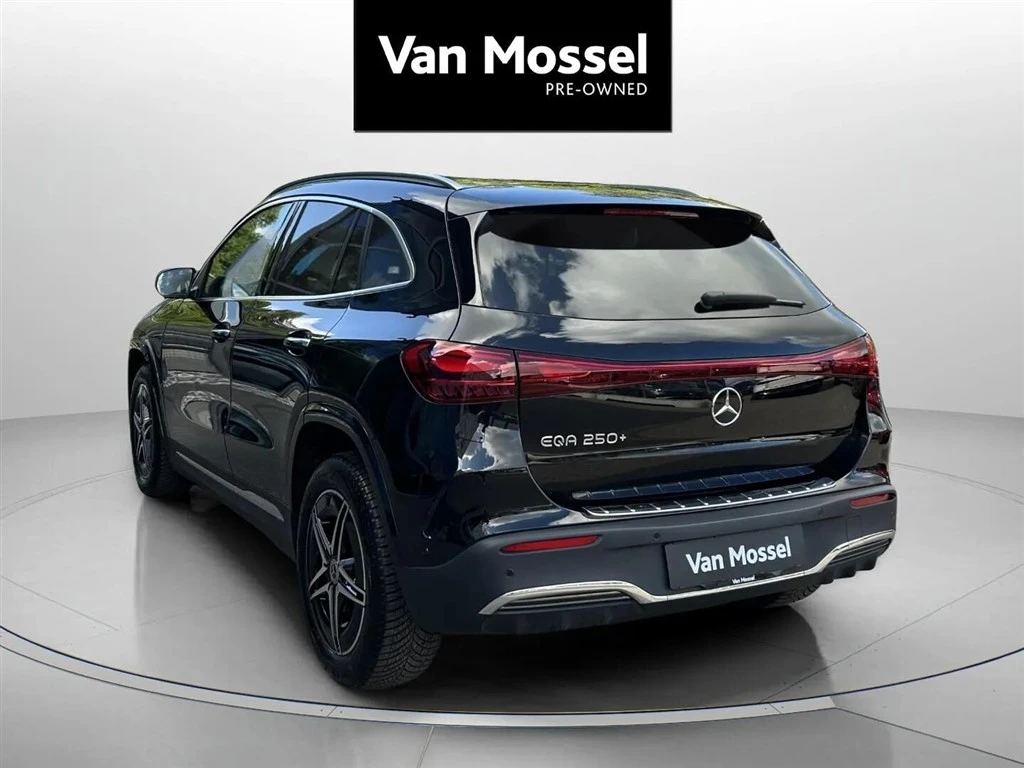 Mercedes-Benz-EQA-image-6