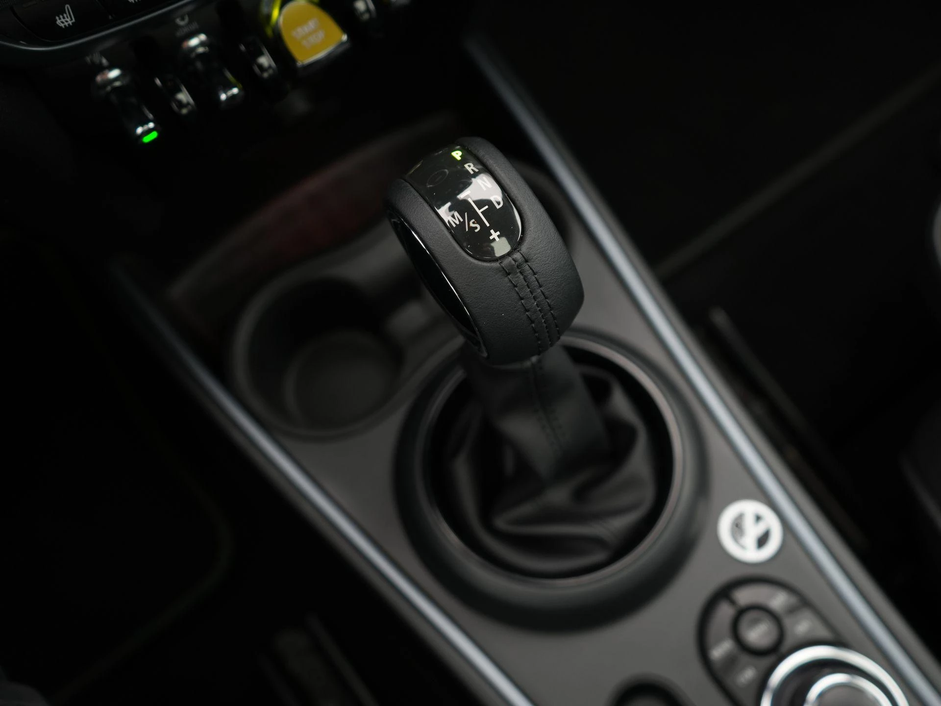 MINI-Countryman-image-24