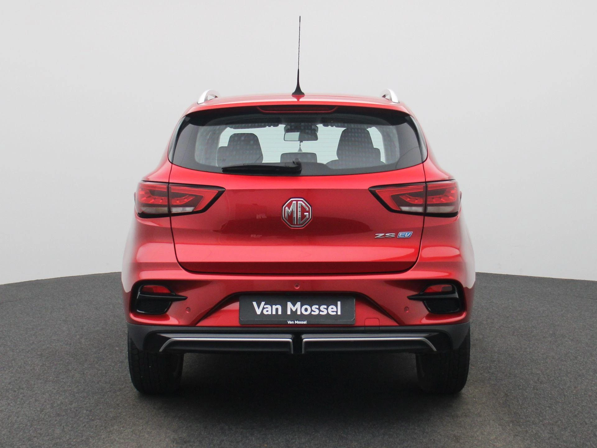 MG-ZS EV-image-5