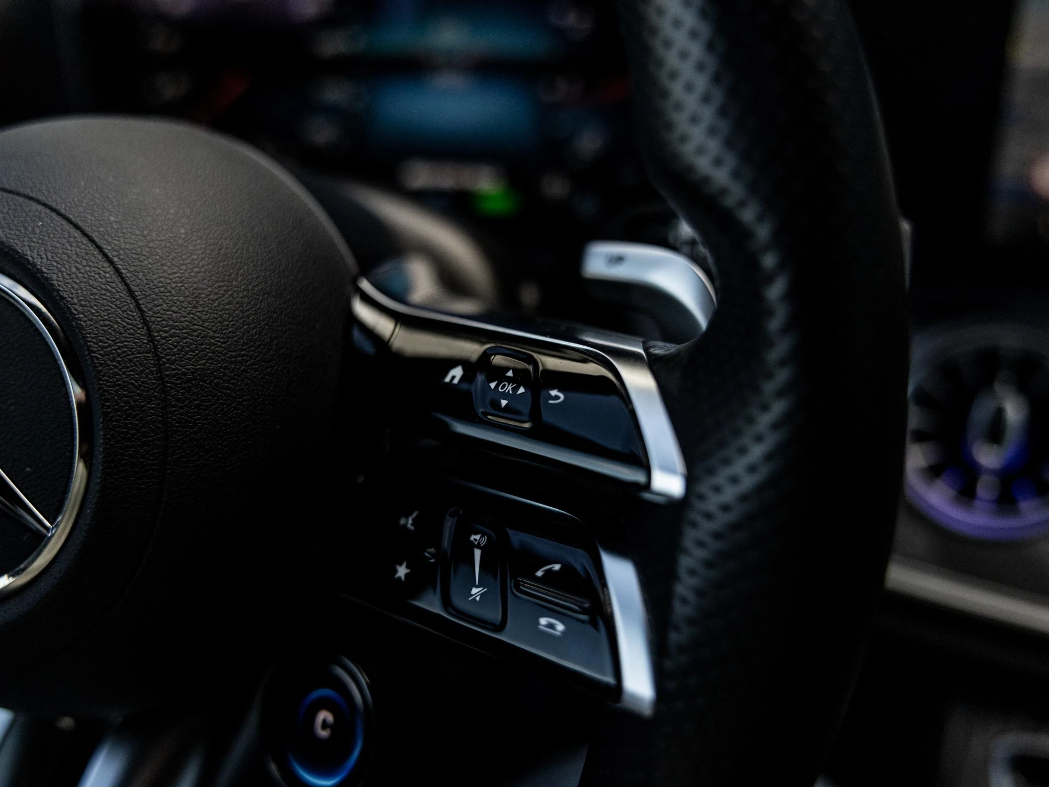 Mercedes-Benz-CLS-image-33