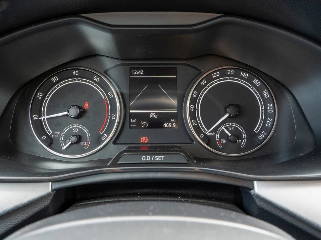 Škoda Kamiq 1.5 TSI Tour AHK, Frontscheibenheizung