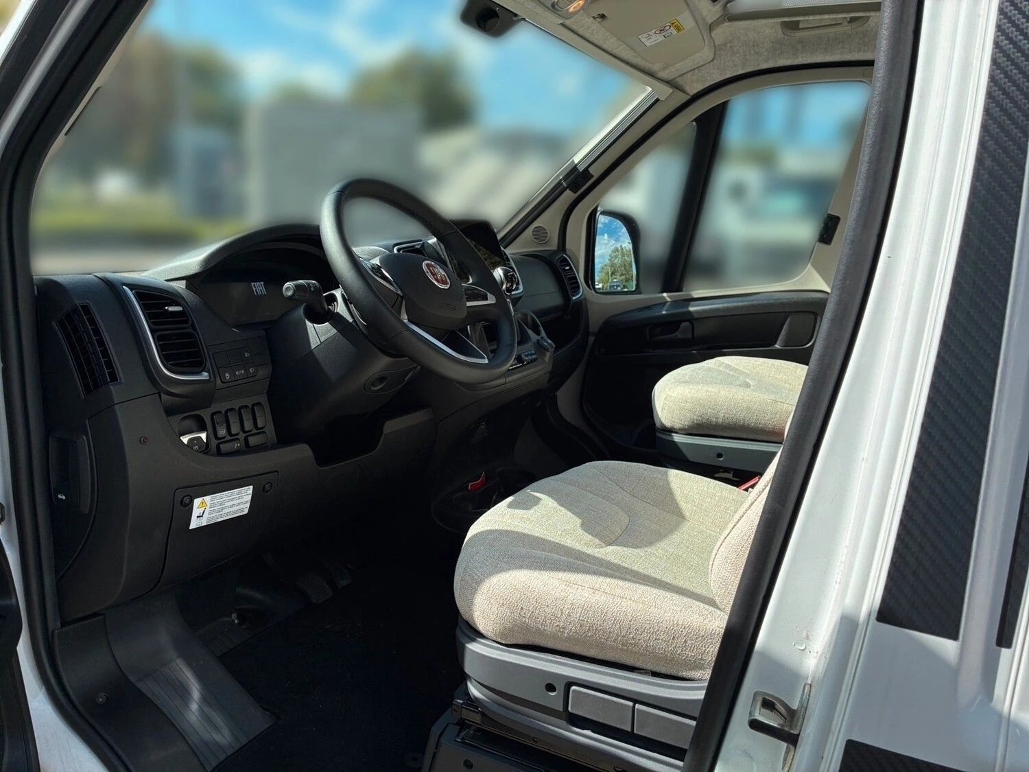 Hymer--image-6