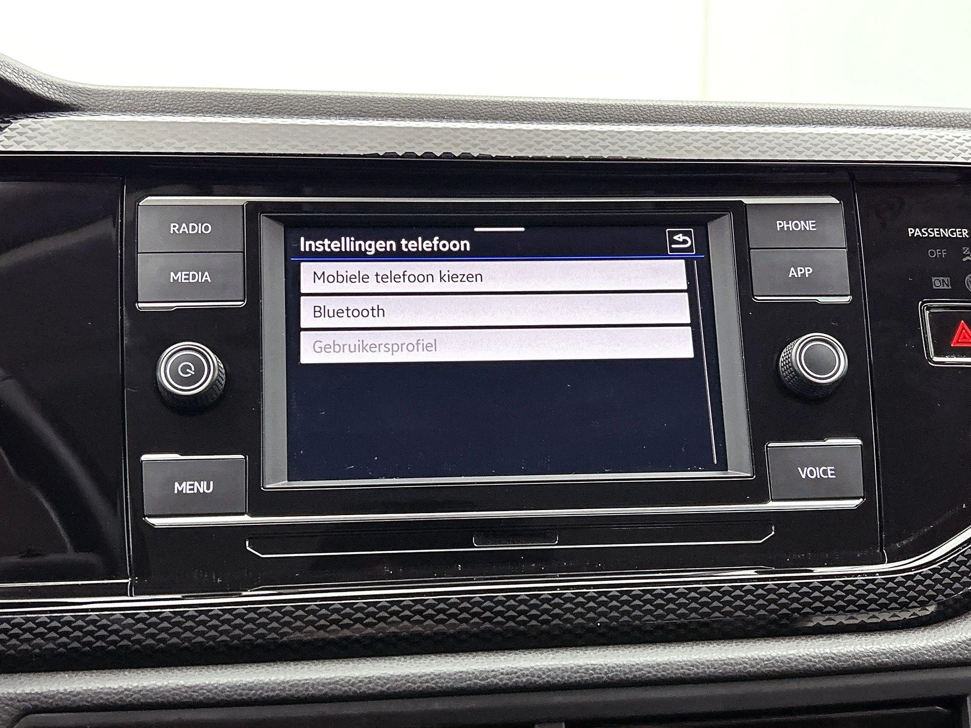 Volkswagen-Taigo-image-10