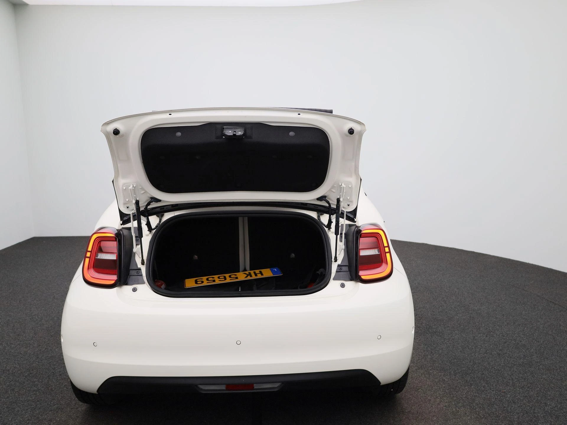 Fiat-500C-image-12