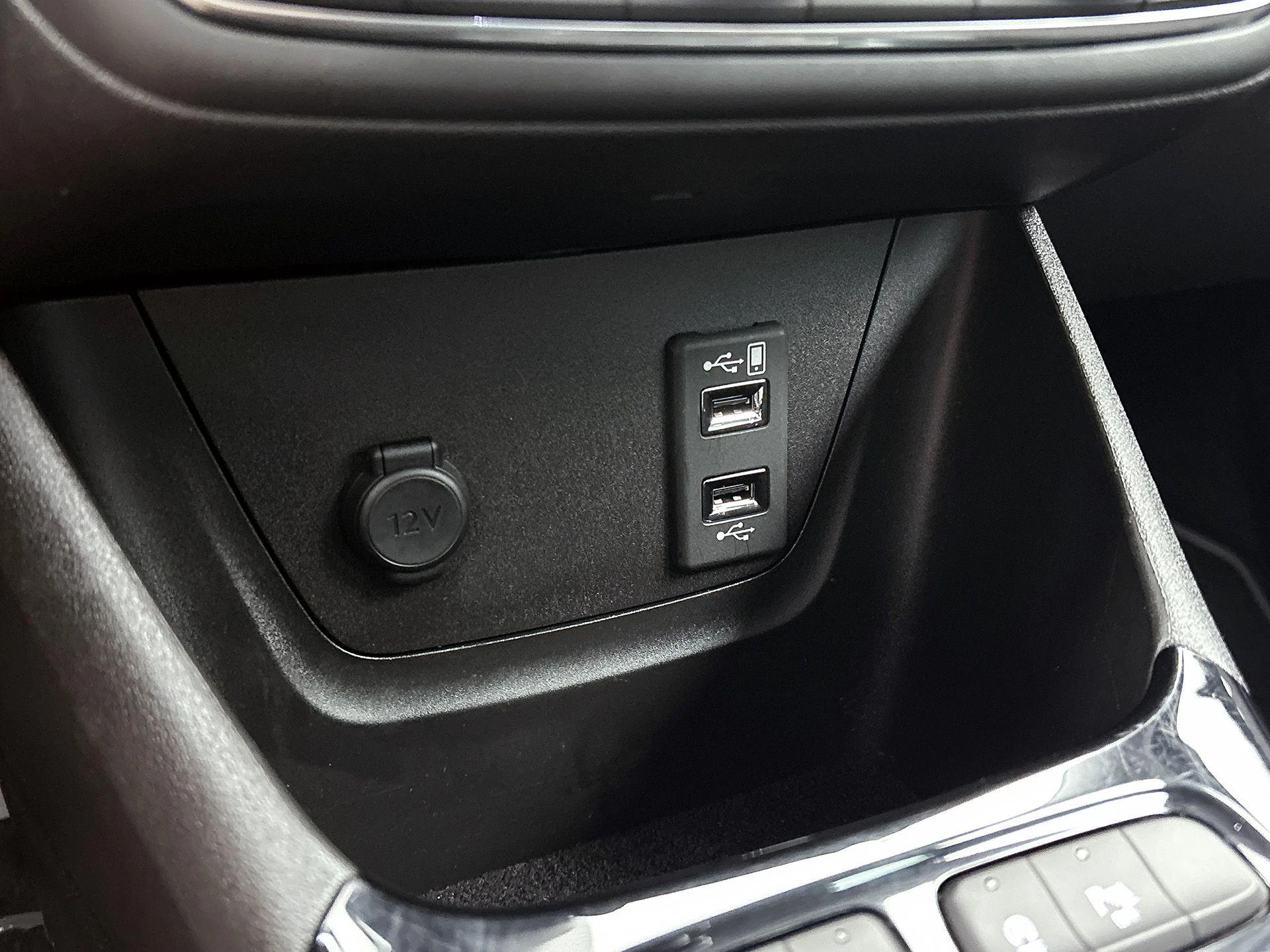 Opel-Crossland X-image-38