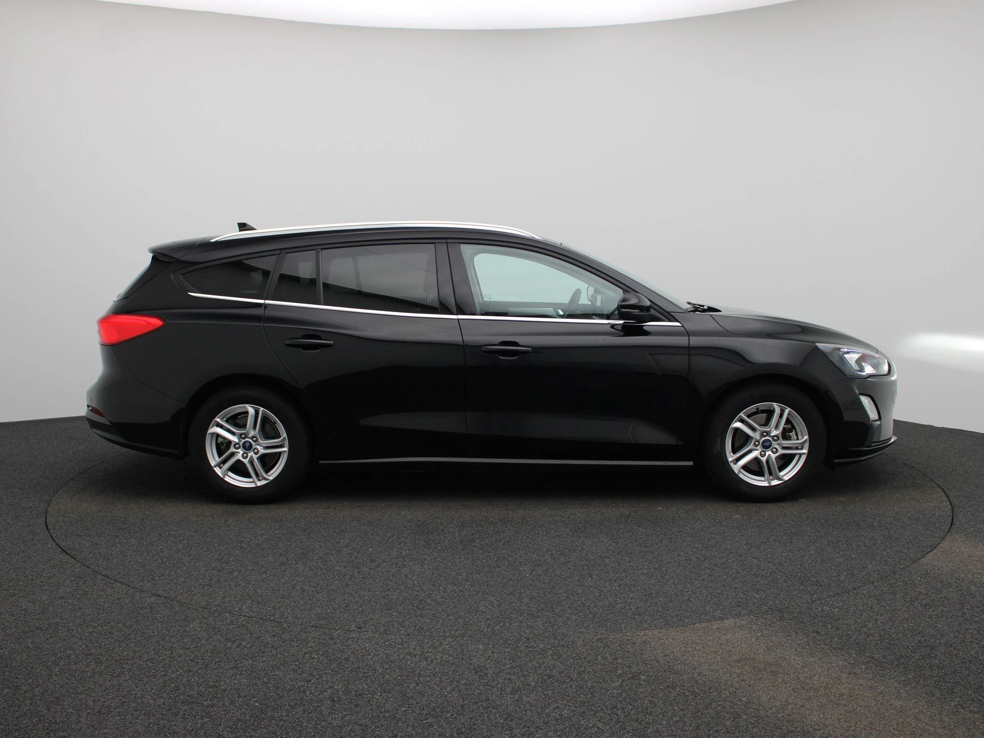 Ford-Focus-image-5