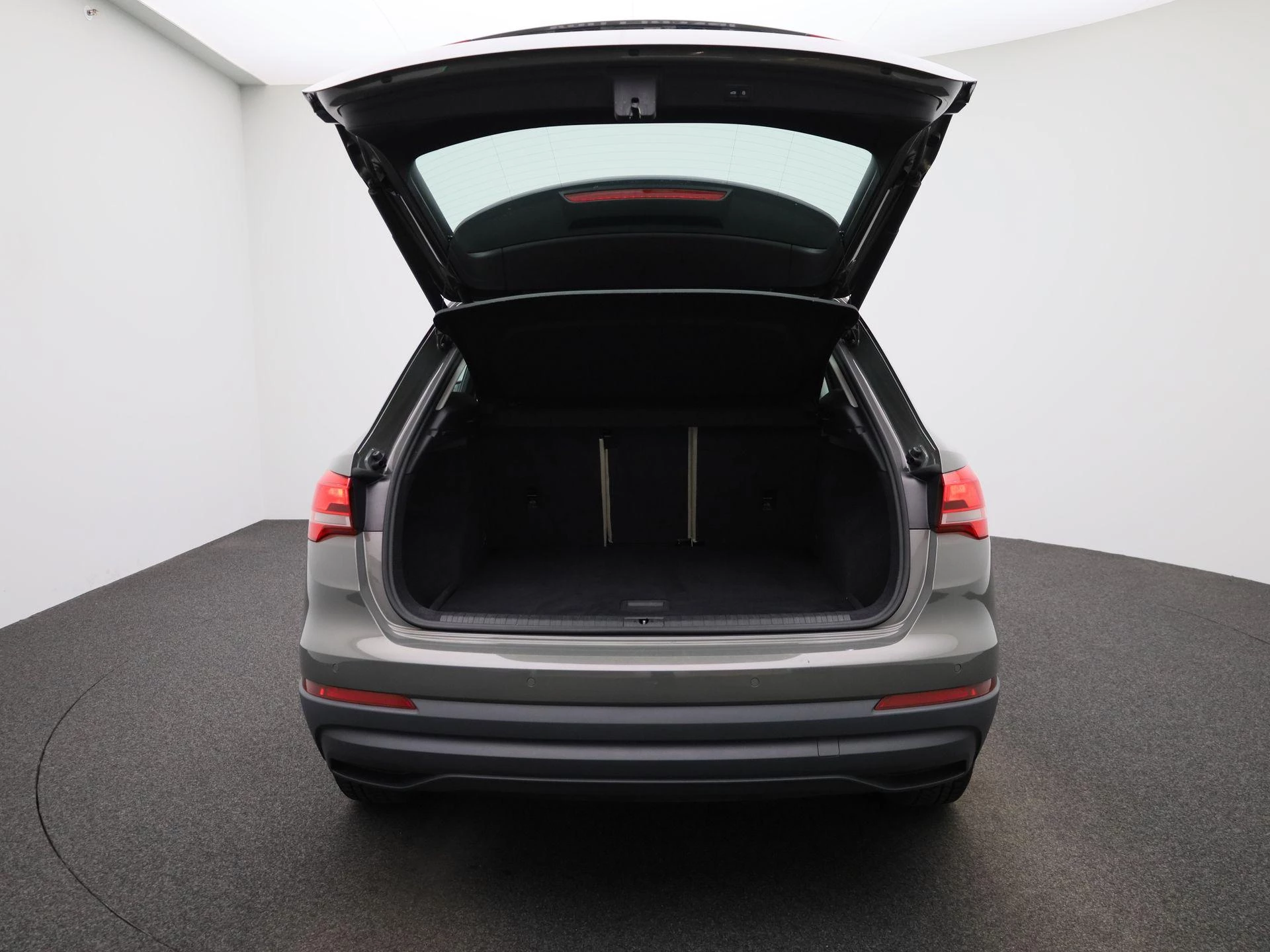 Audi Q3 35 TFSI S tronic Bus. Ed. Attraction