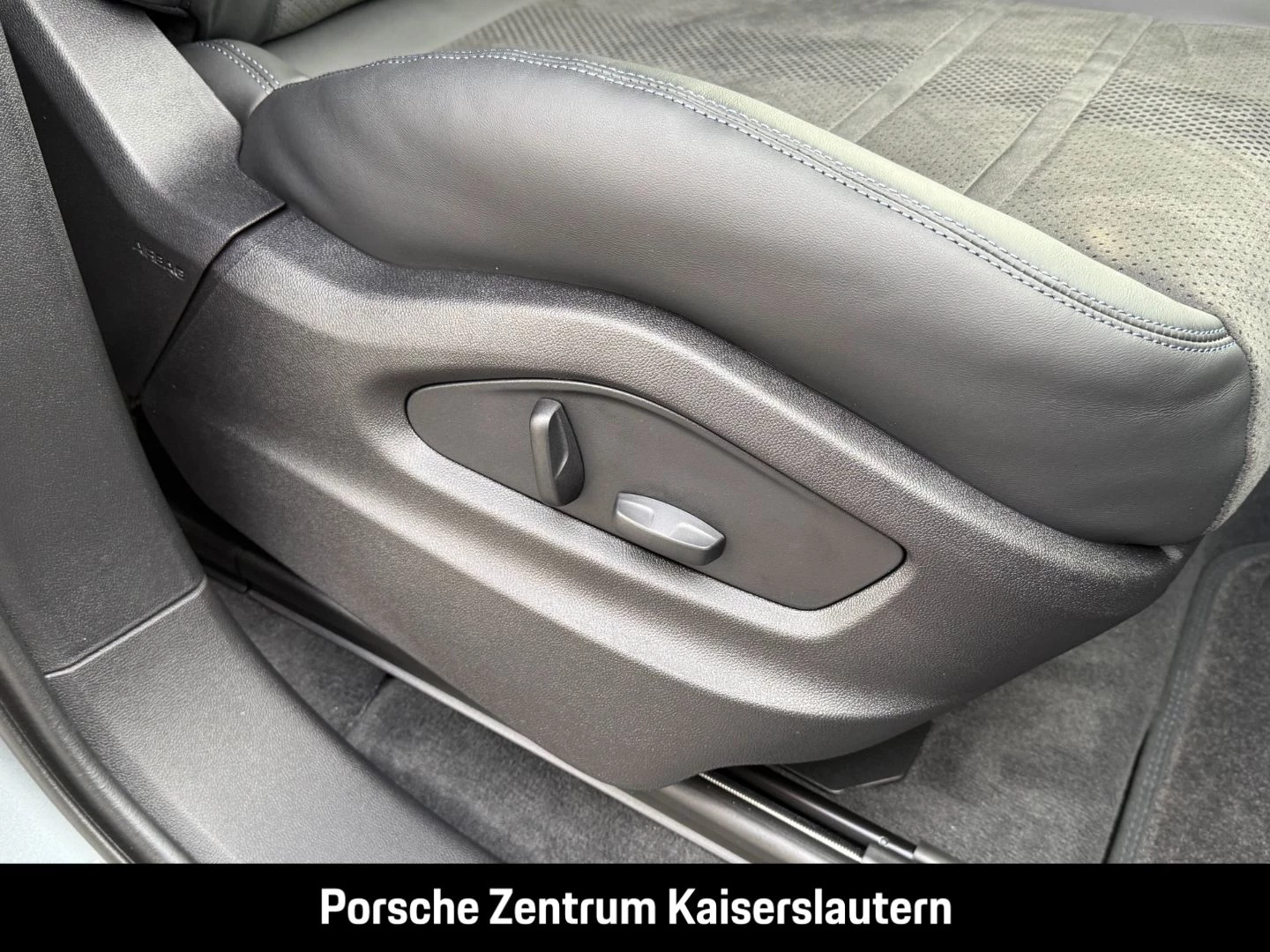 Porsche-Cayenne-image-24