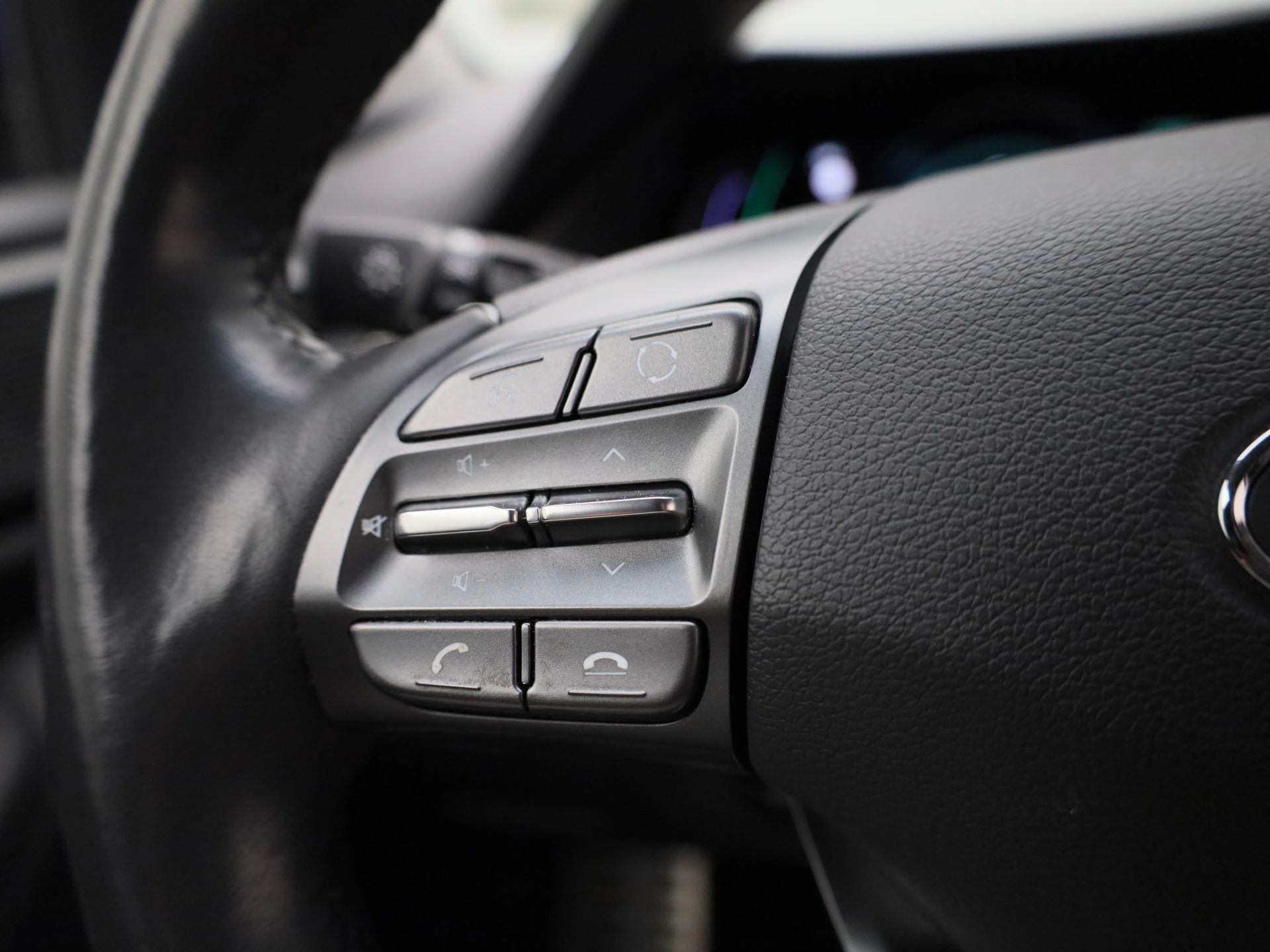 Hyundai-IONIQ-image-17