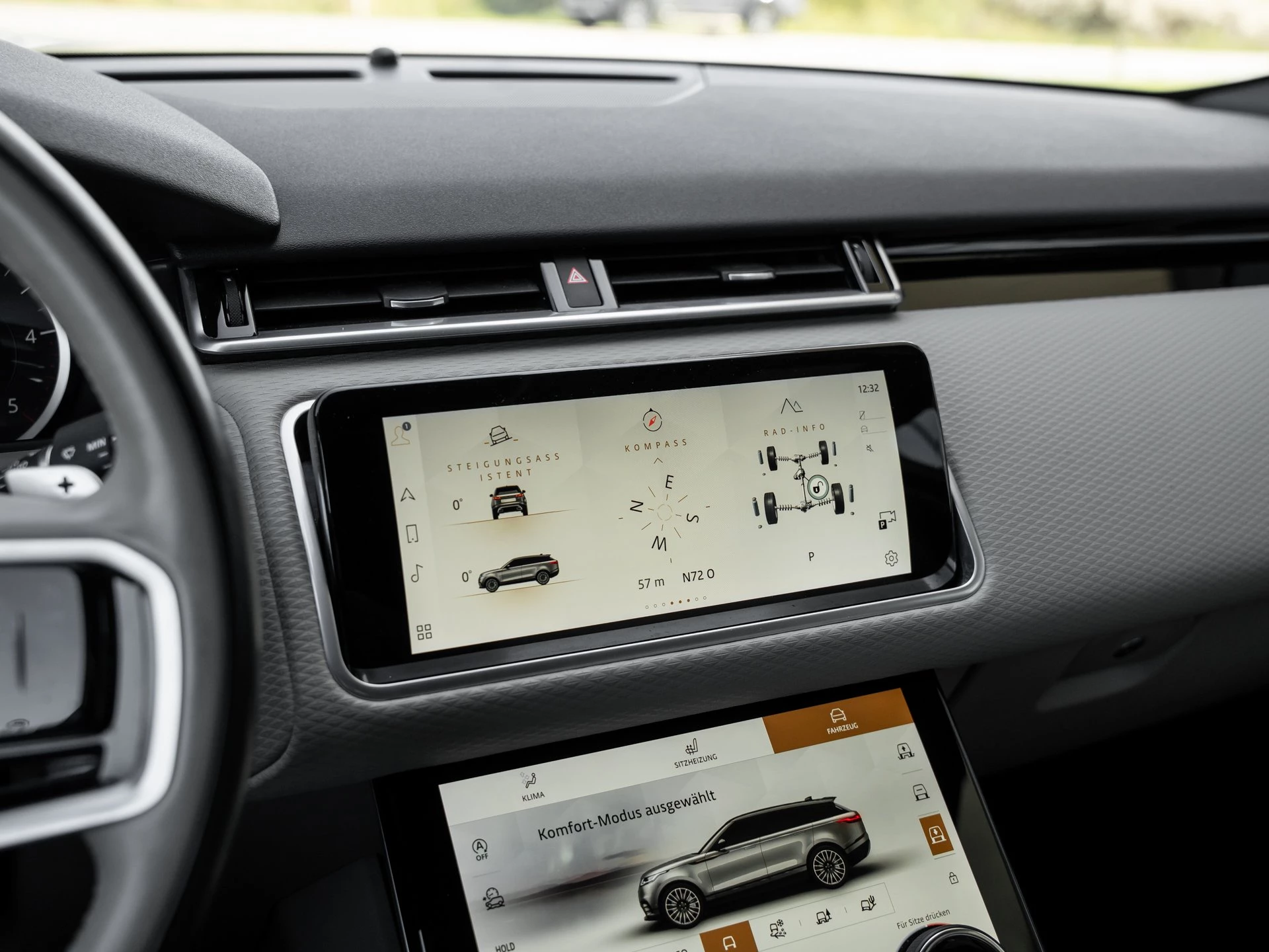 Land Rover-Range Rover Velar-image-14