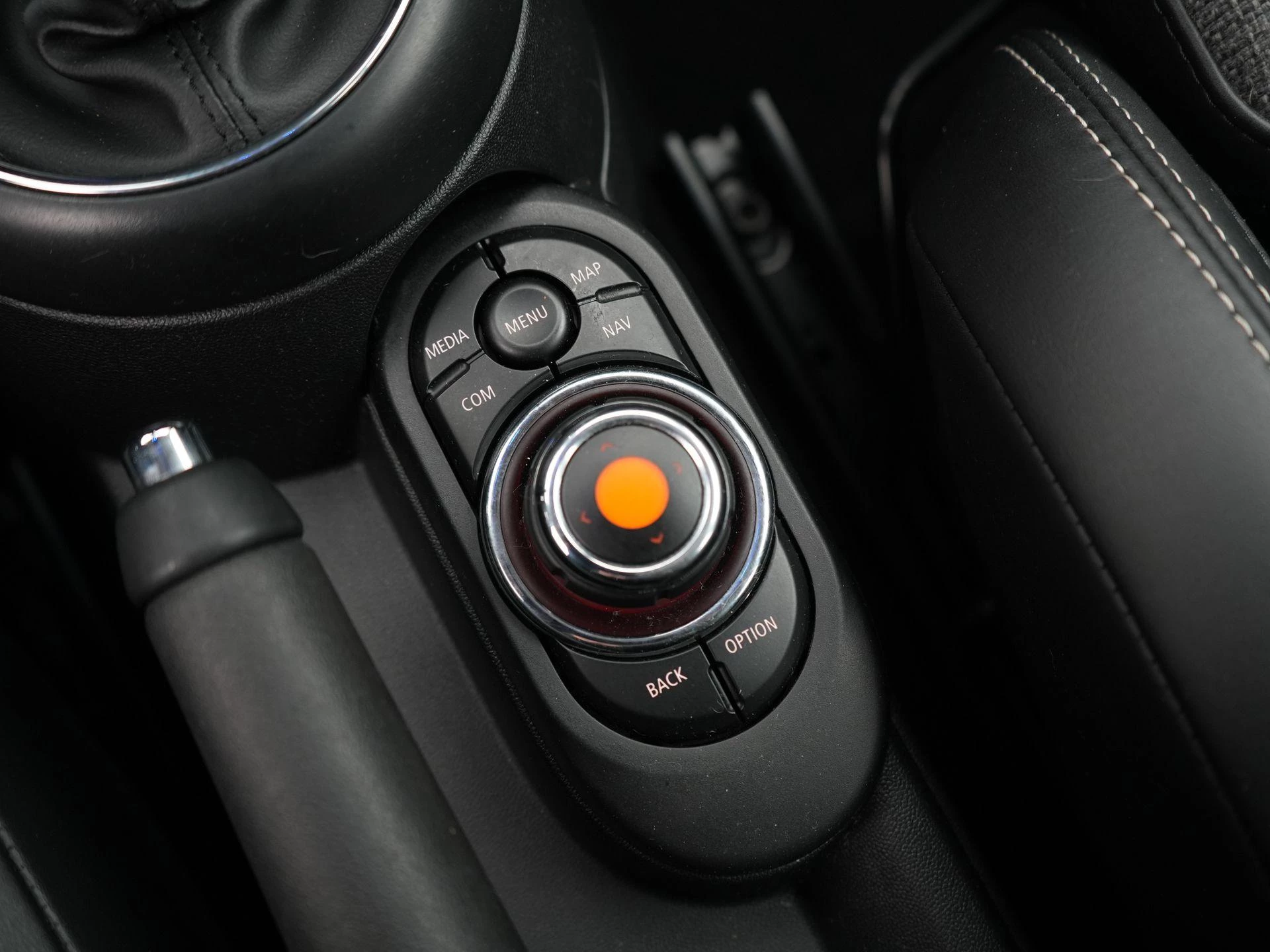 MINI-Cooper-image-21