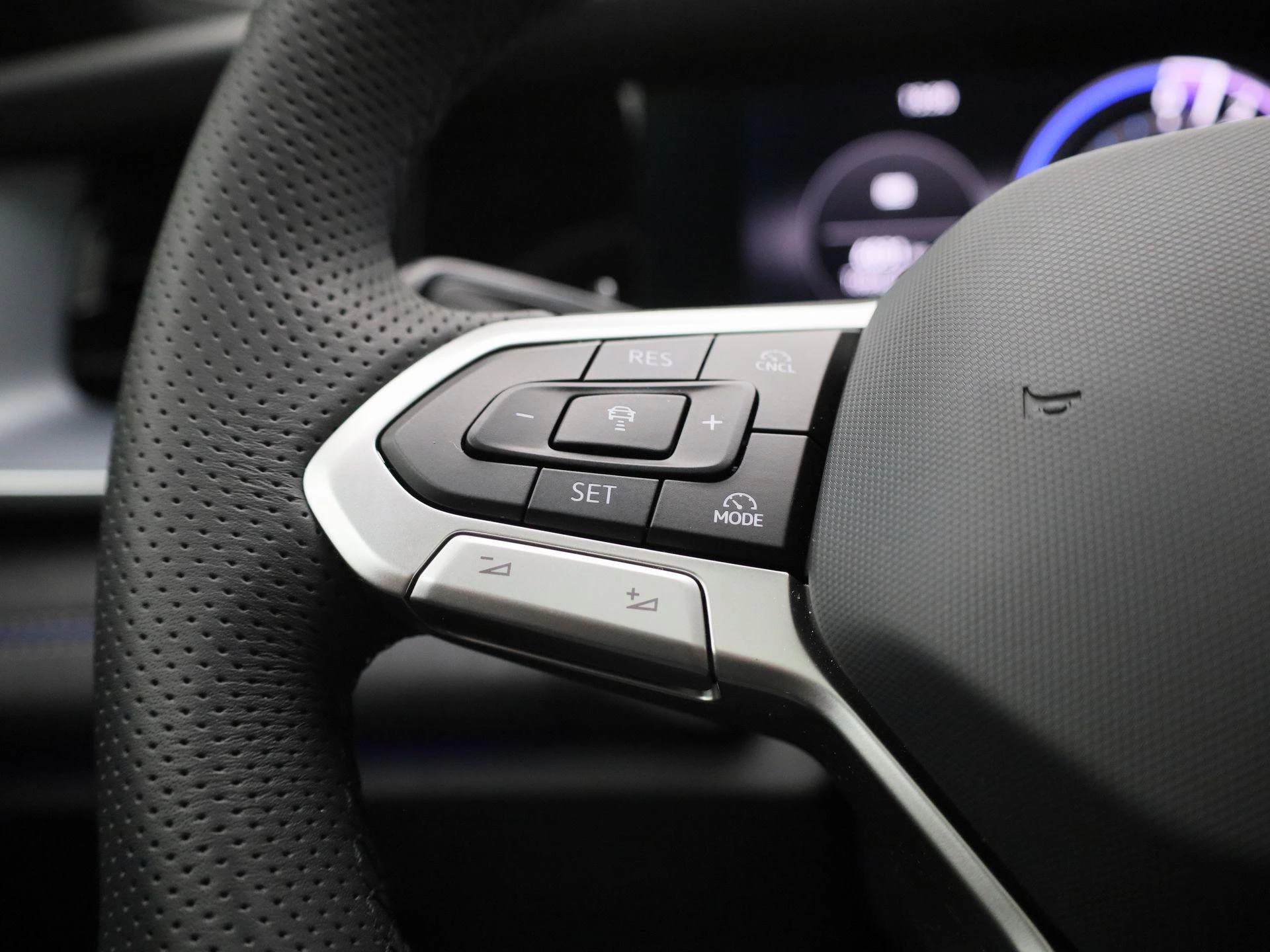 Volkswagen-Tayron-image-18