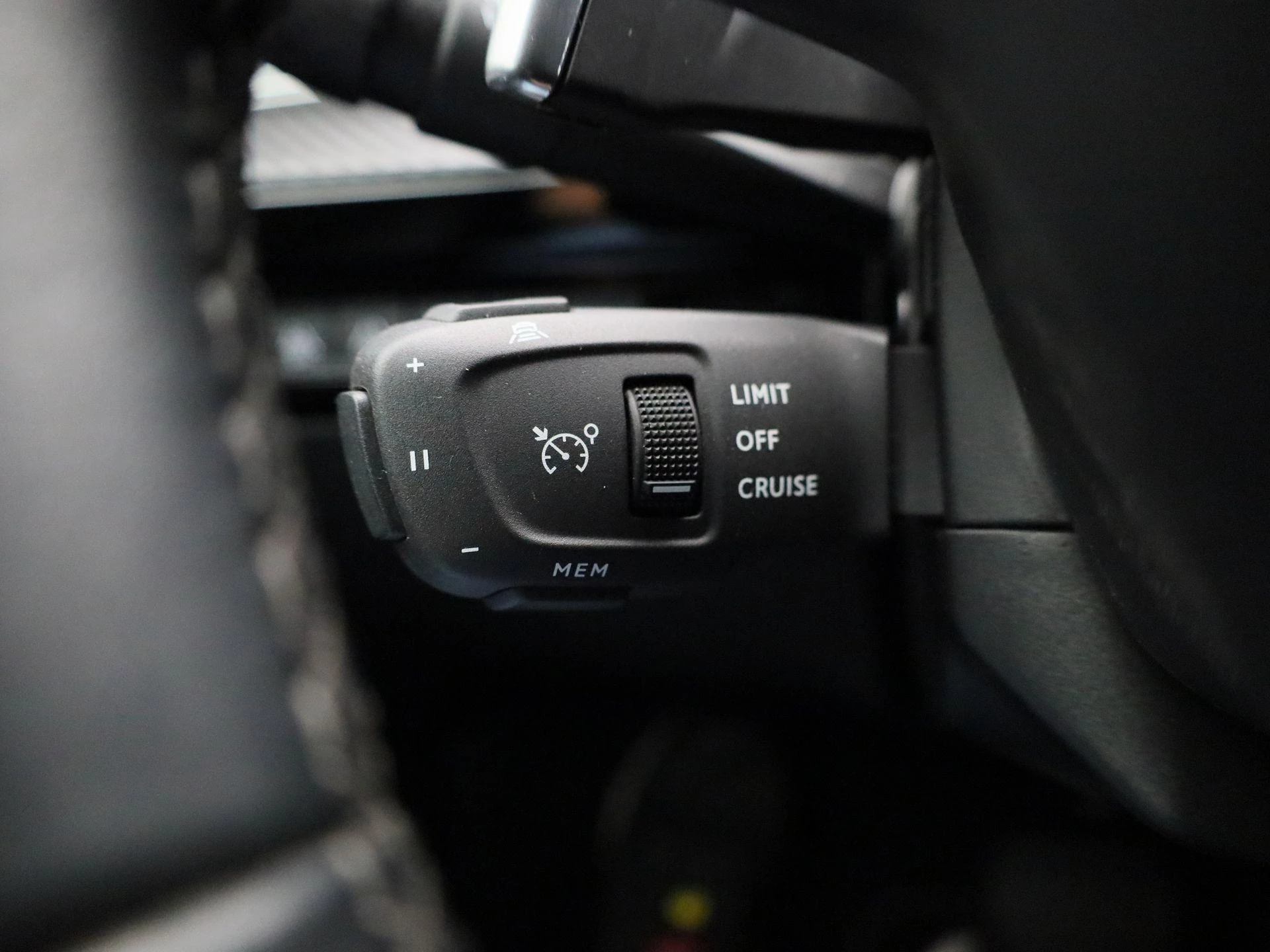 Peugeot 508 SW 1.6 Hybrid 225 e-EAT8 Allure Pack