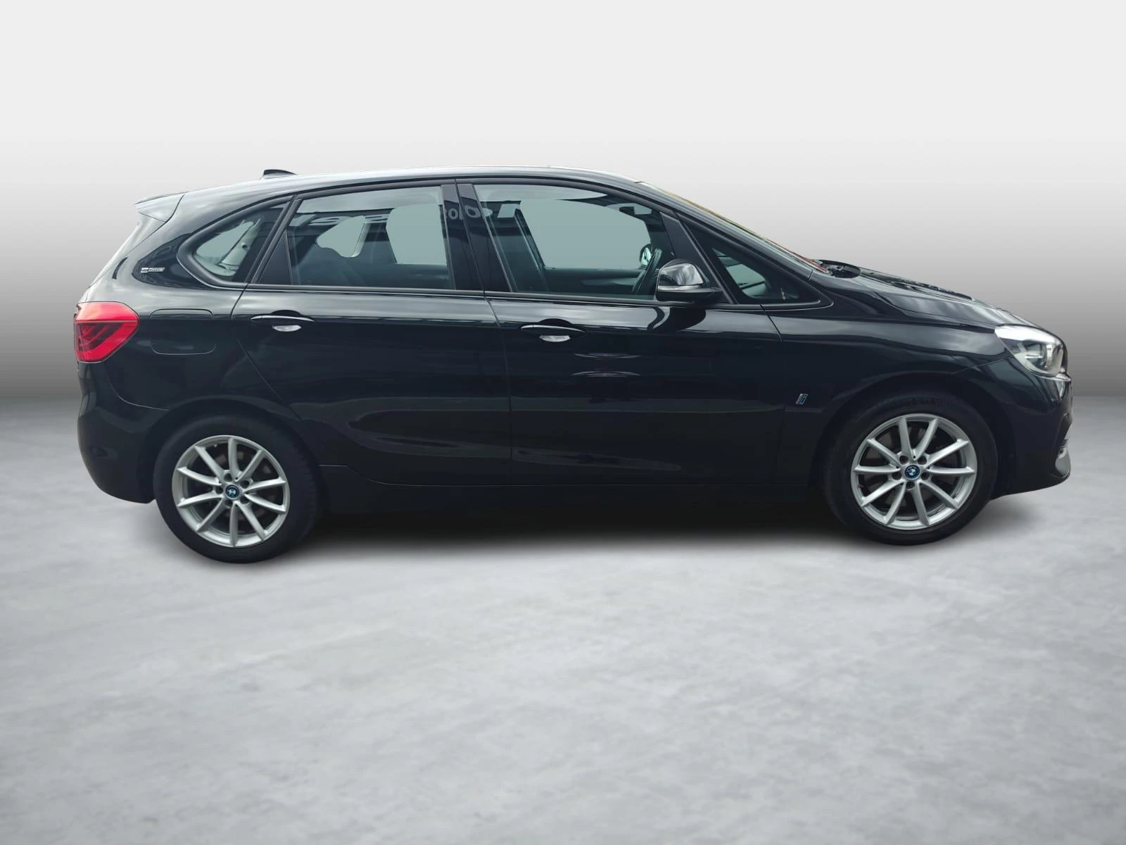 BMW-Série 2-image-4