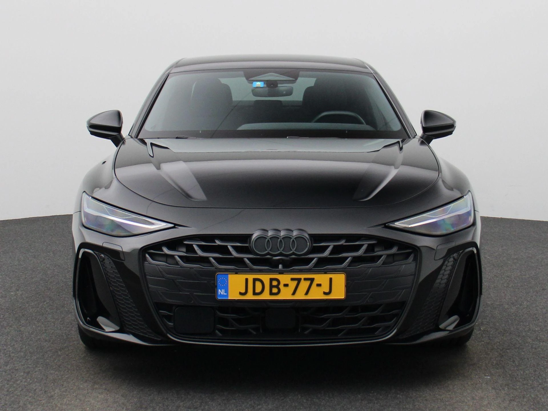 Audi-A6-image-2