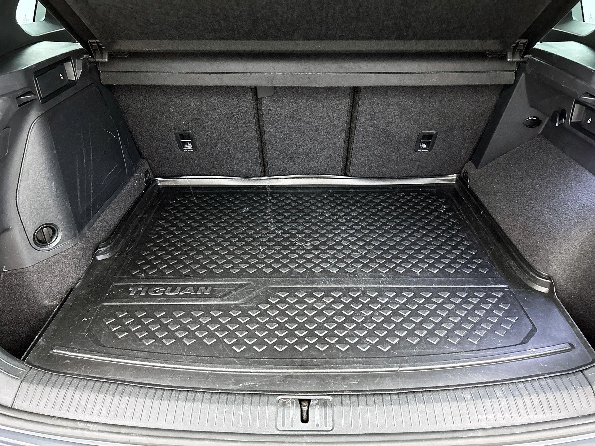 Volkswagen-Tiguan-image-28