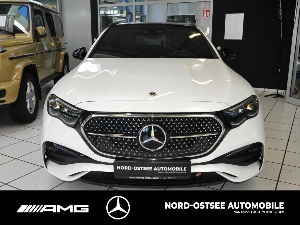 Mercedes-Benz E-Klasse 220 T d AMG DISTRO PANO 360° AHK ADV. NIGHT AMG Line