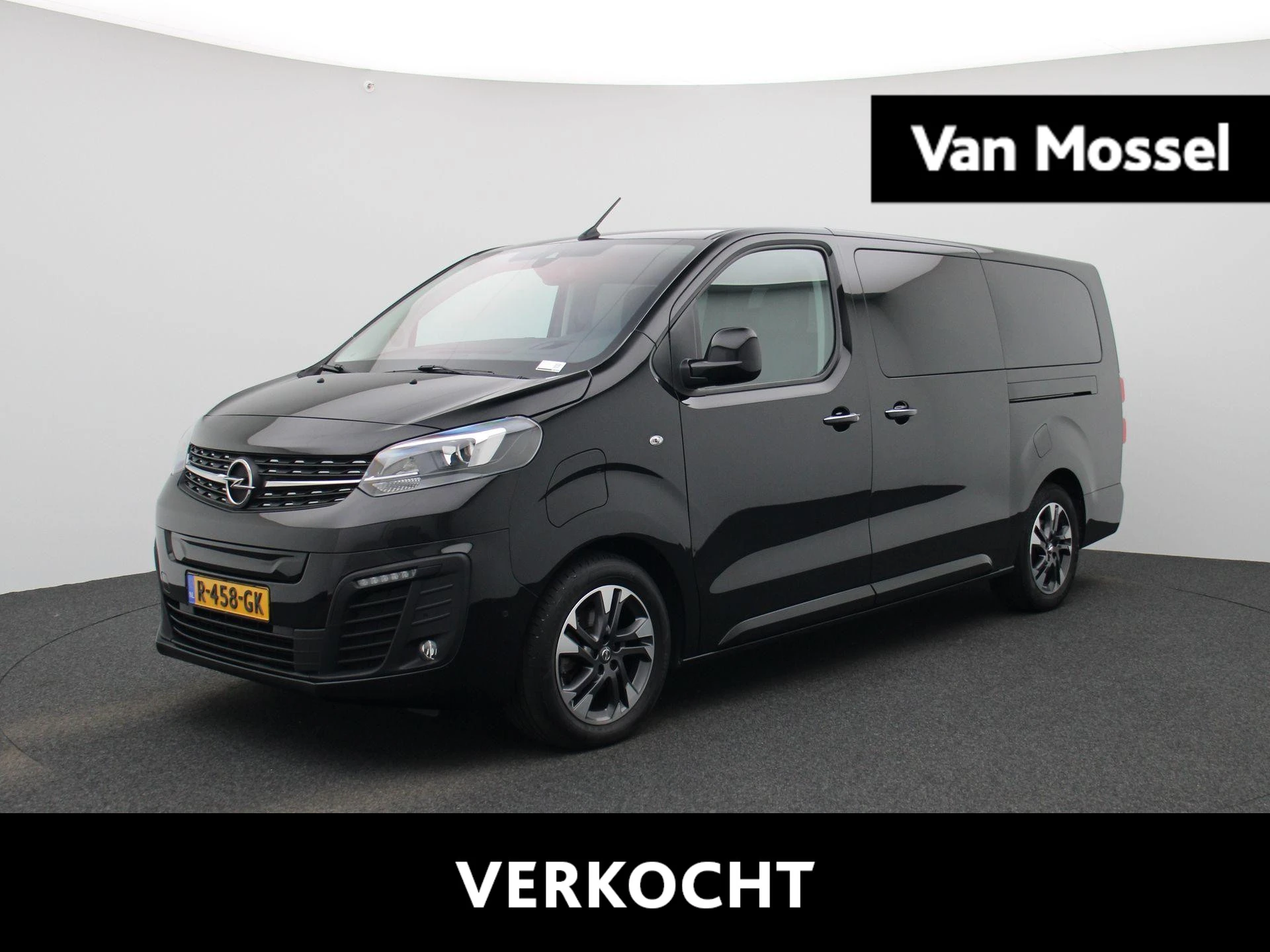 Opel-Zafira e-Life-image-0