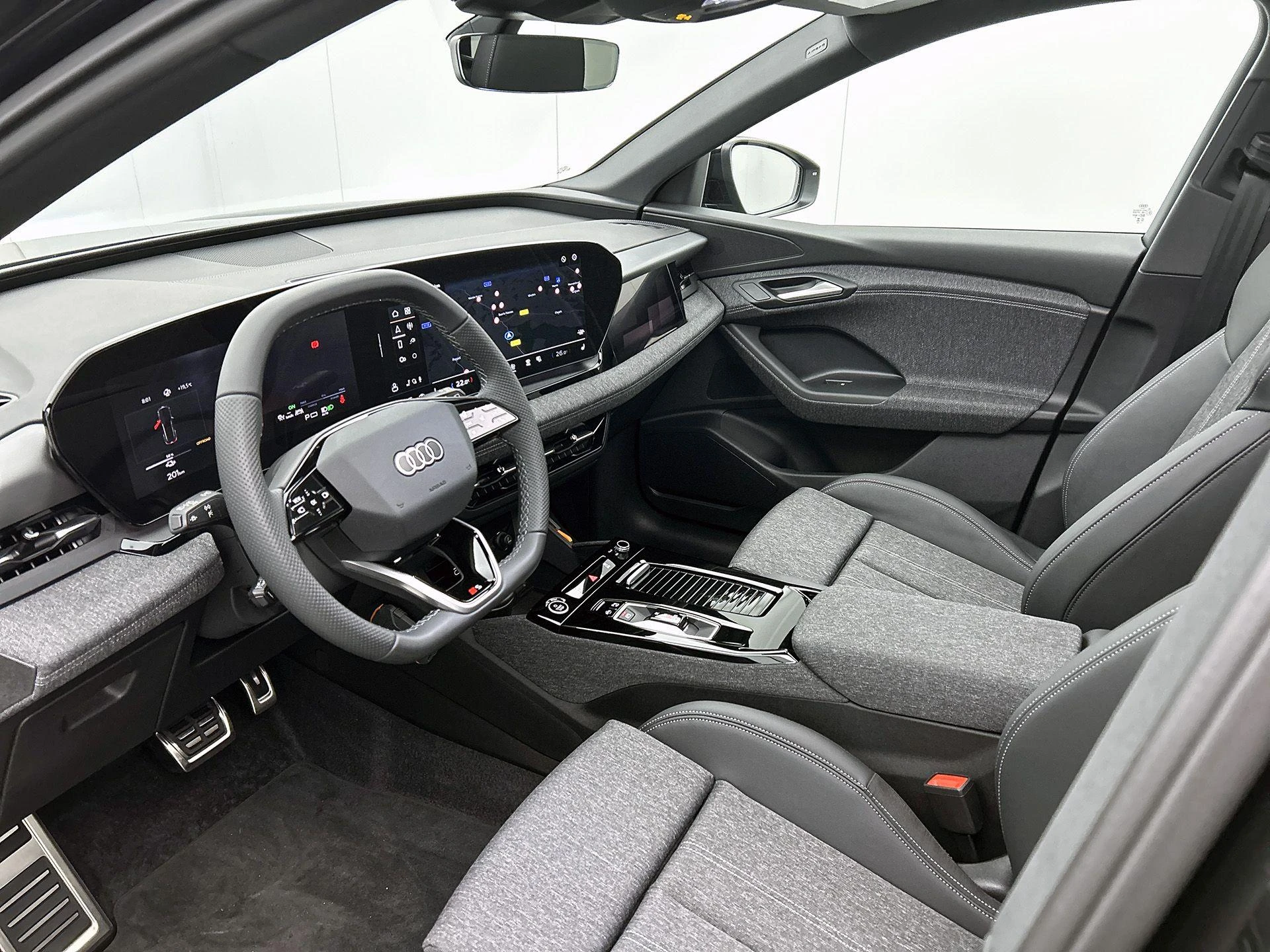 Audi-Q6 e-tron-image-24