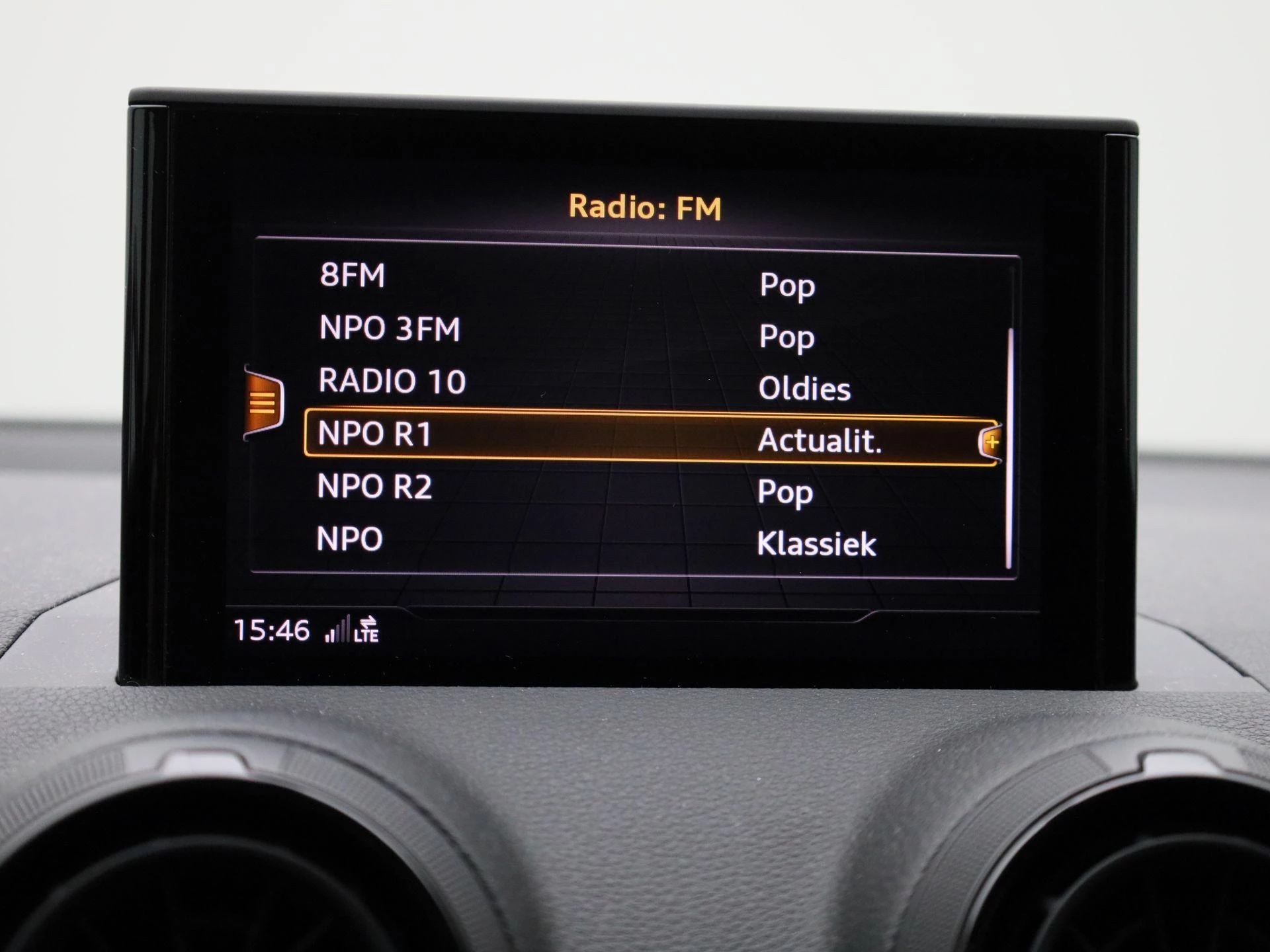 Audi-Q2-image-17