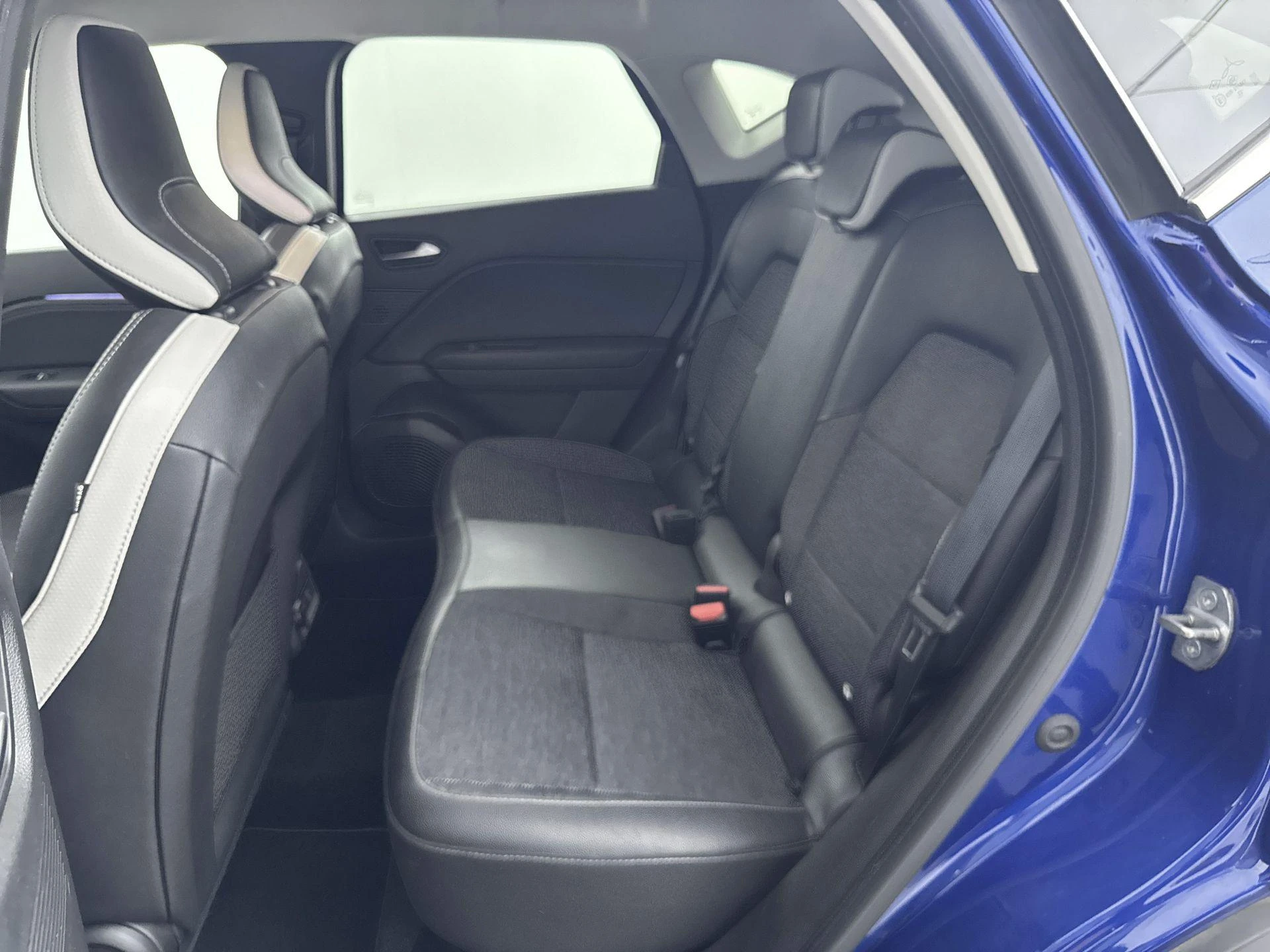 Renault-Captur-image-24