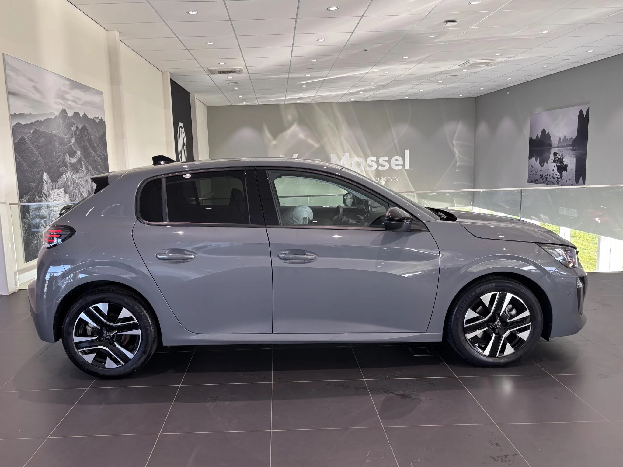 Peugeot-208-image-5