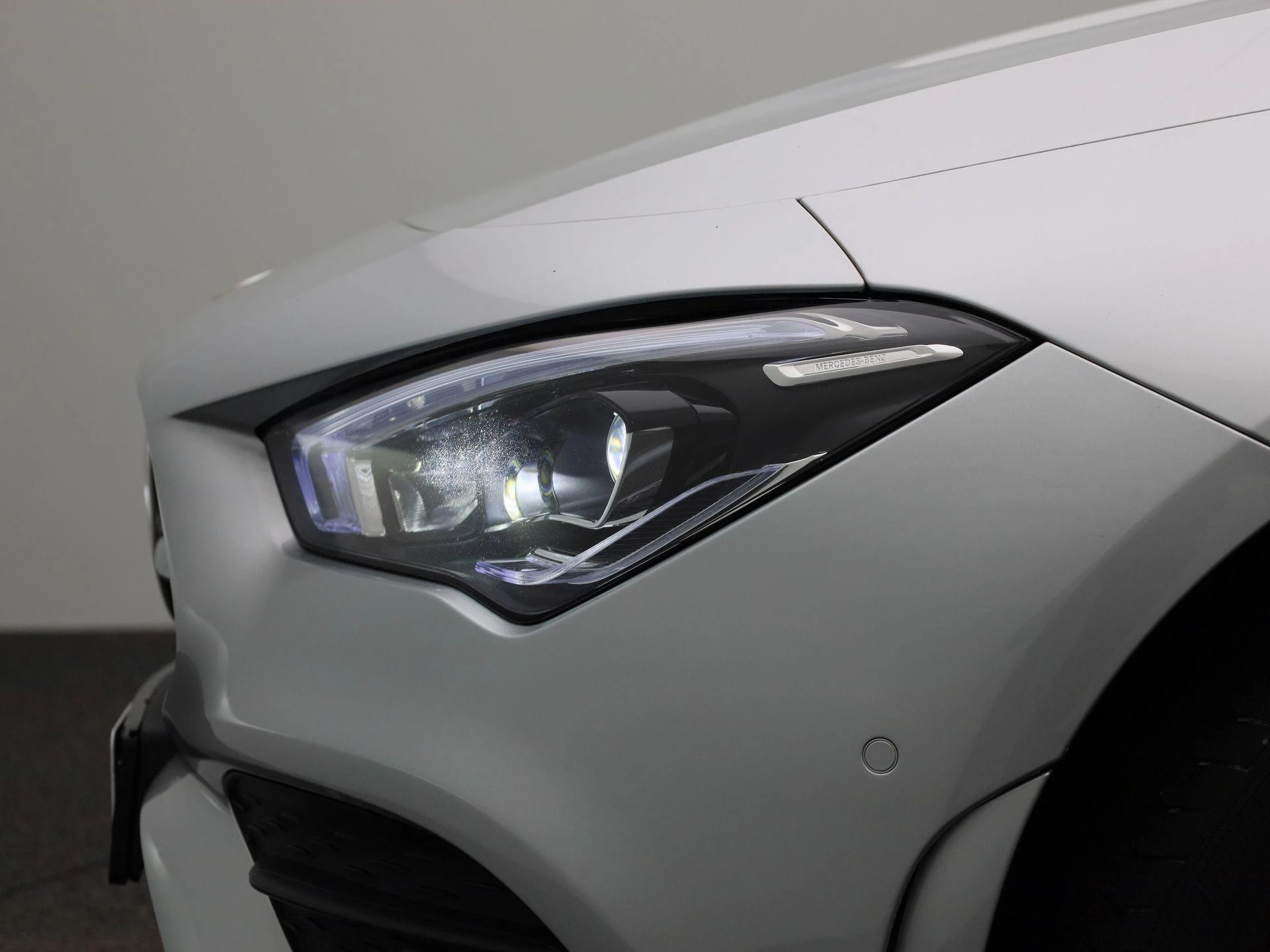 Mercedes-Benz-CLA-image-14
