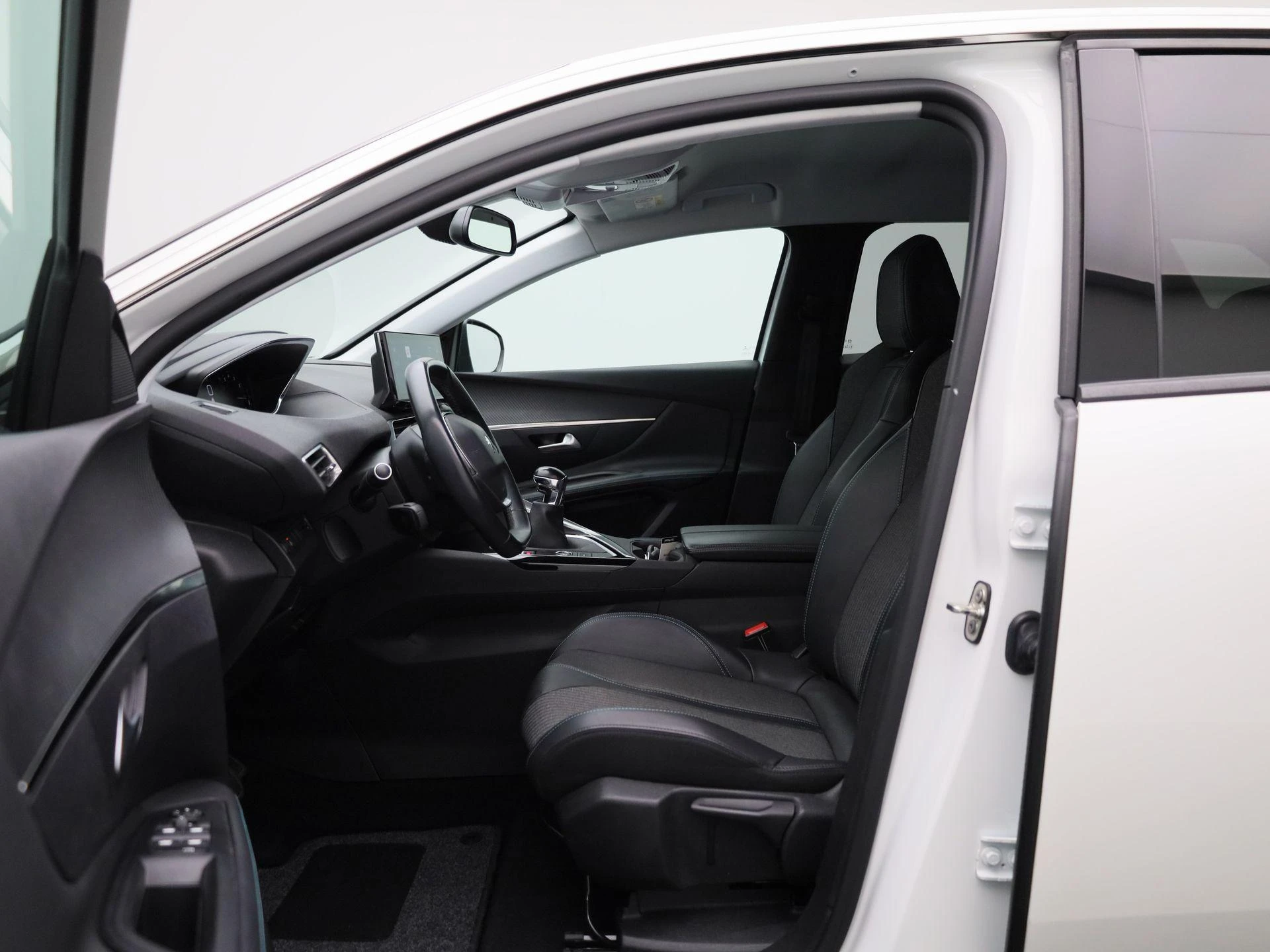 Peugeot-3008-image-8
