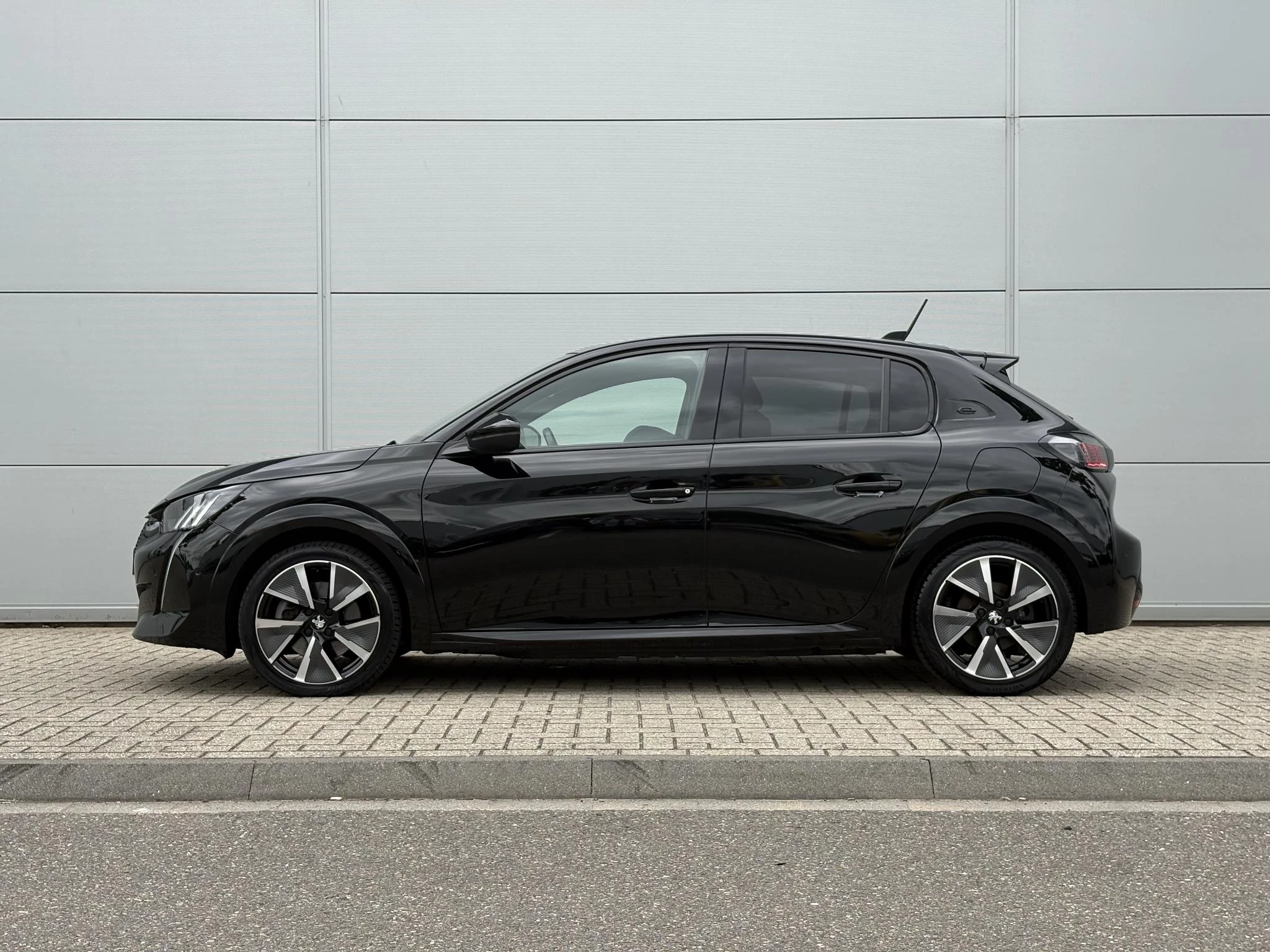 Peugeot e-208 EV GT 350 50 kWh