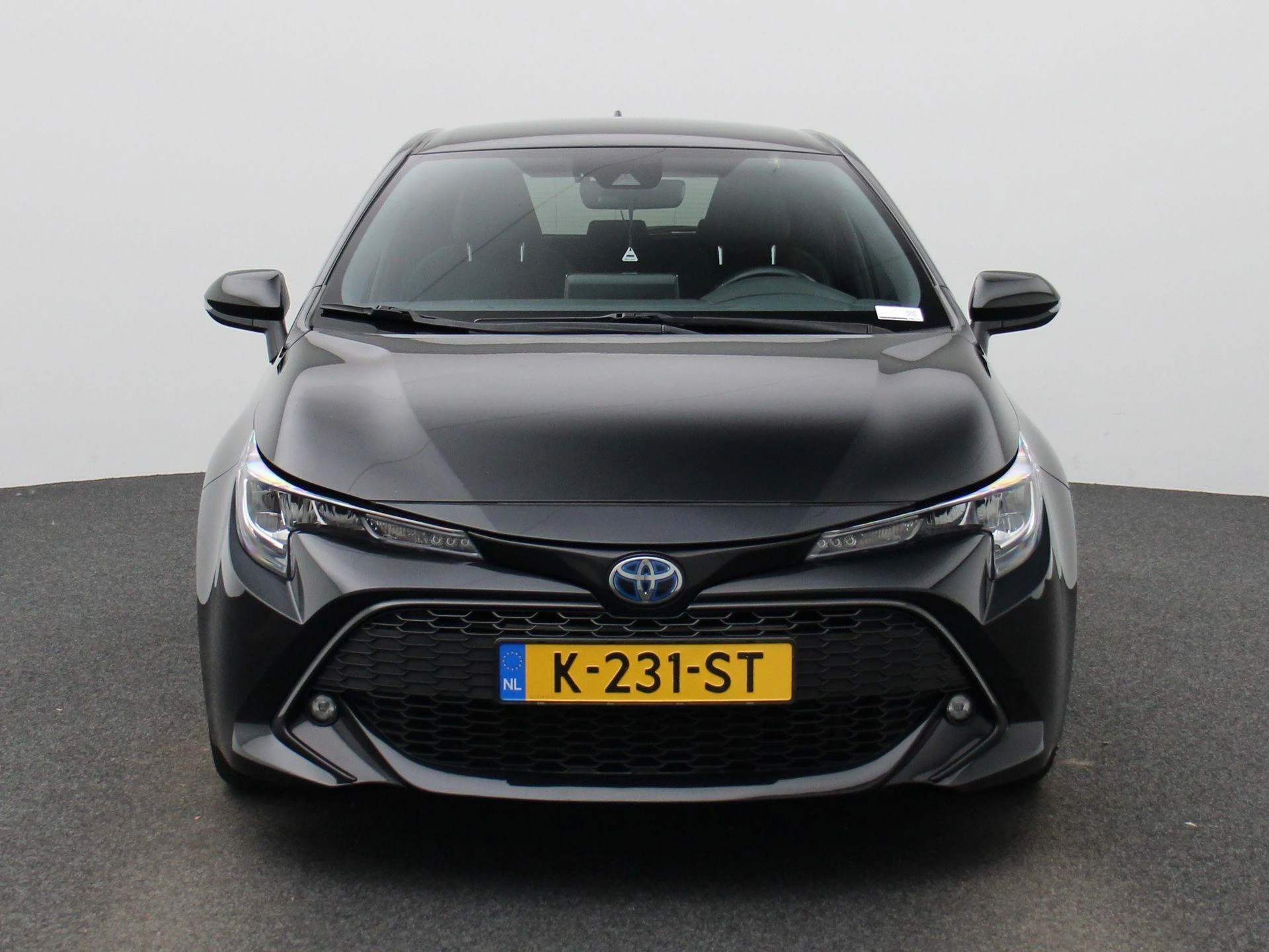 Toyota-Corolla-image-2