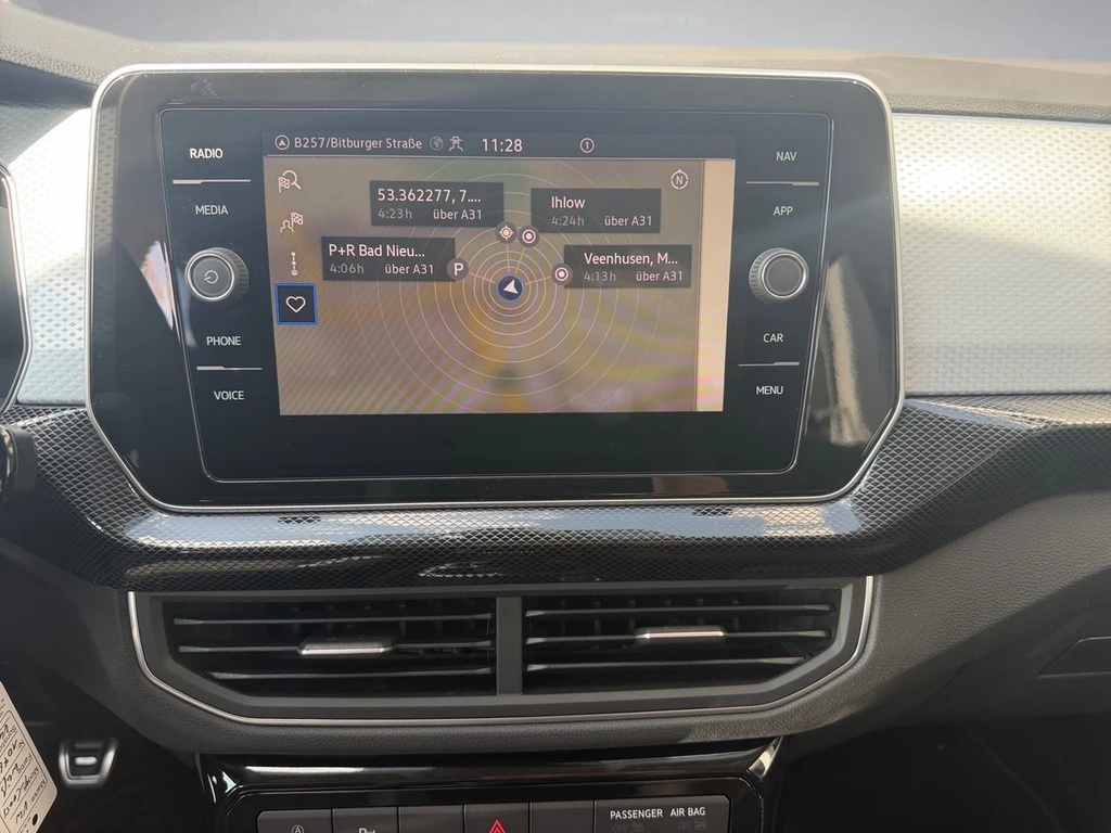 Volkswagen-T-Cross-image-8