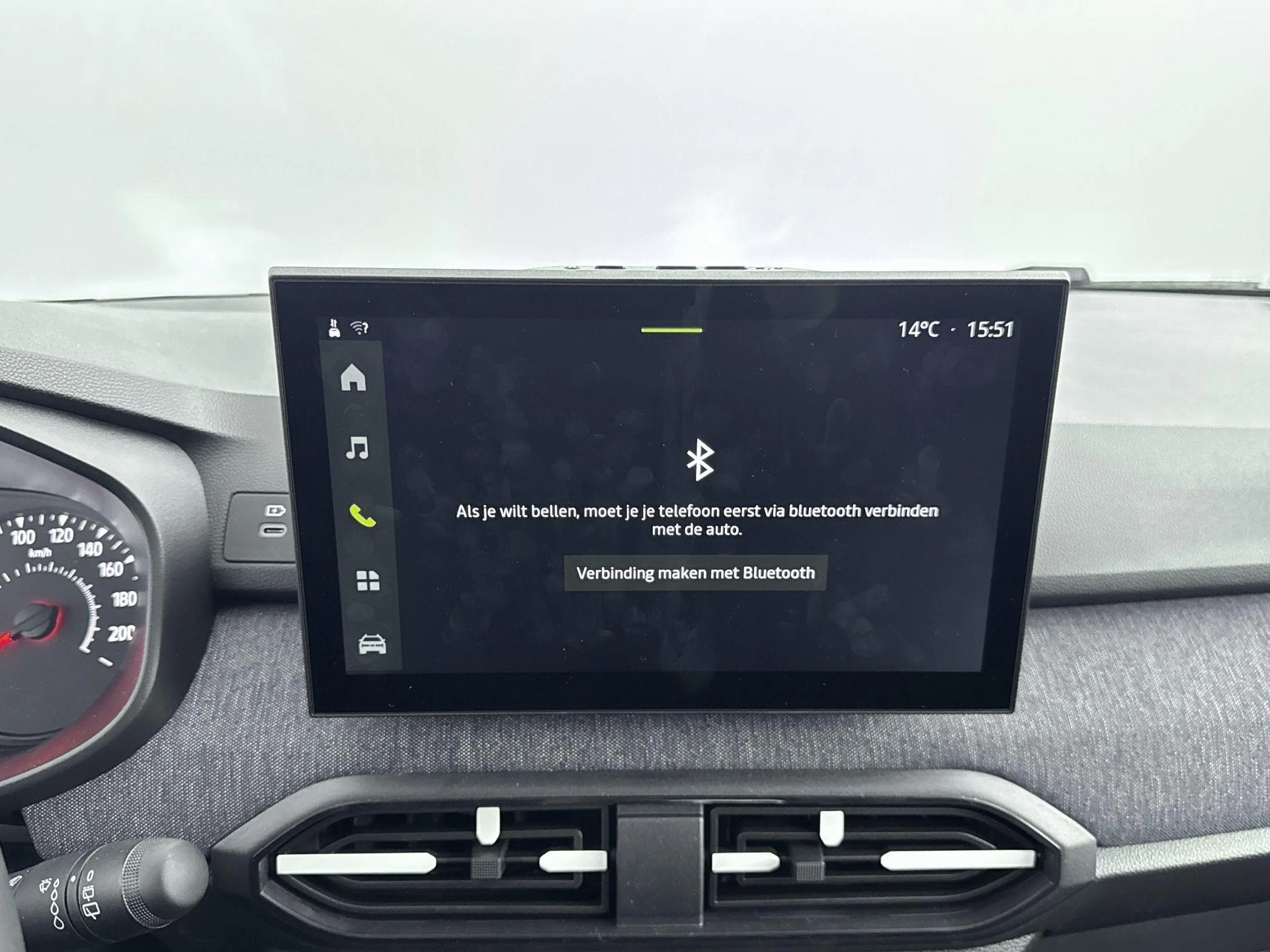 Dacia-Sandero-image-11