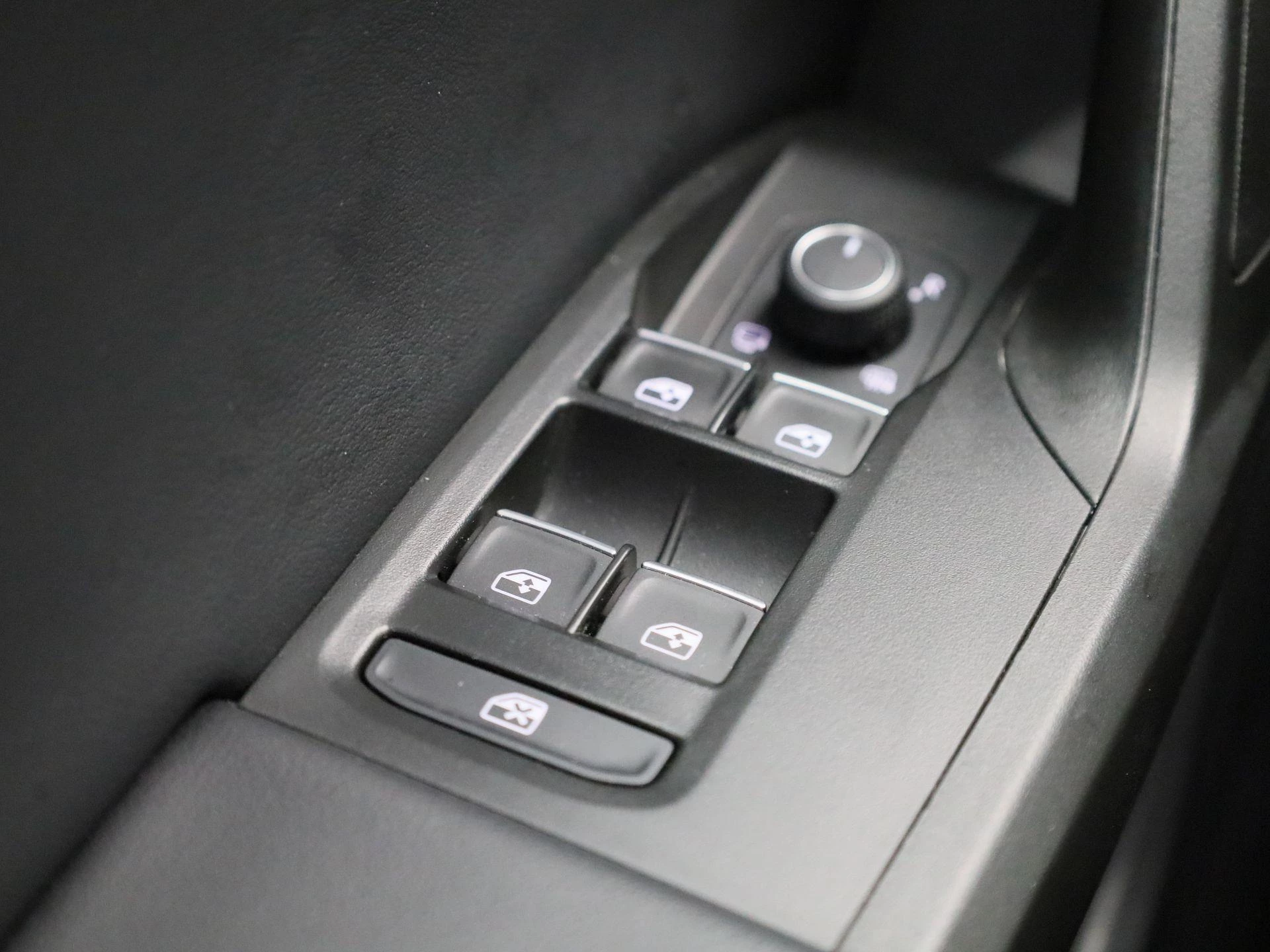 SEAT Leon Sportstourer 1.4 TSI eHybrid PHEV FR Business Intense