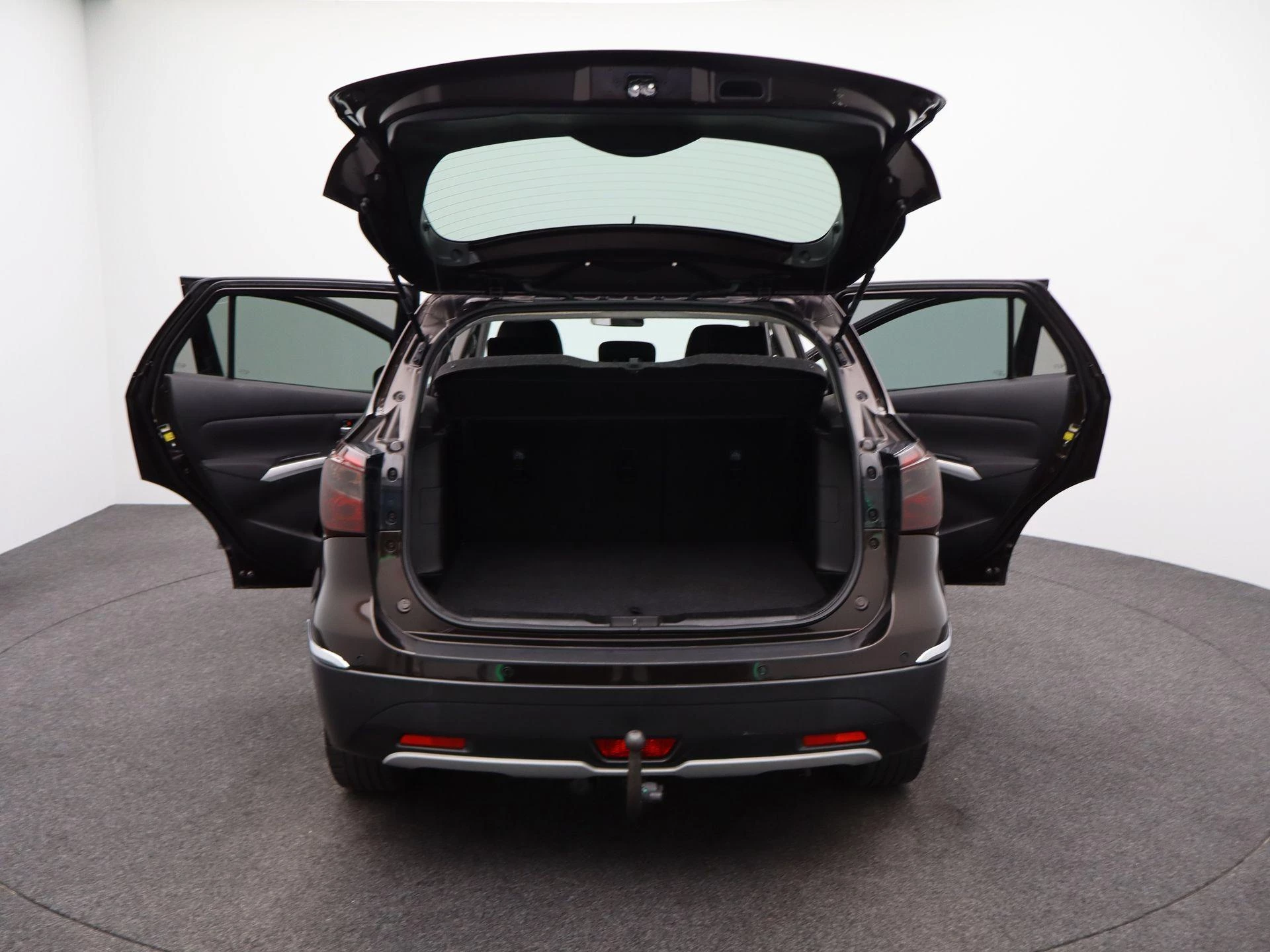 Suzuki-S-Cross-image-22
