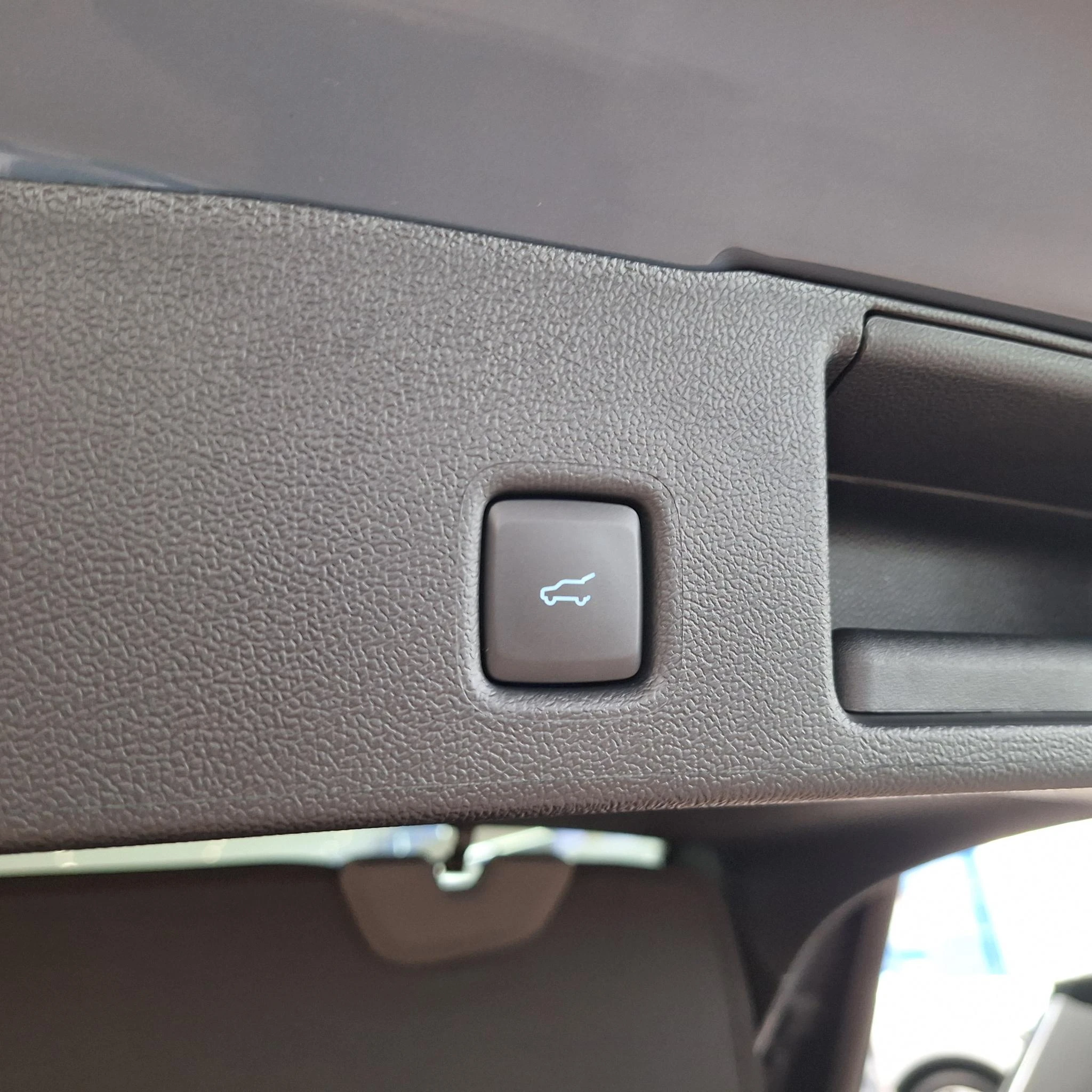 Ford-Kuga-image-7