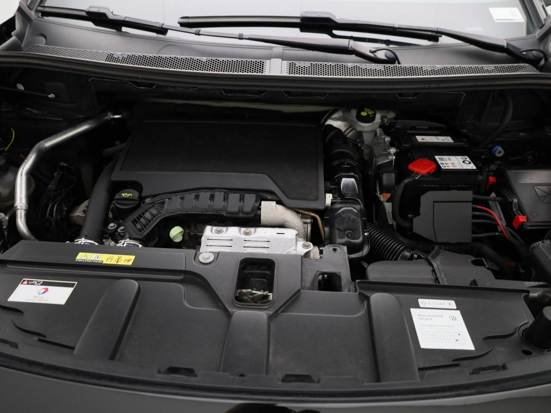 Peugeot-5008-image-32
