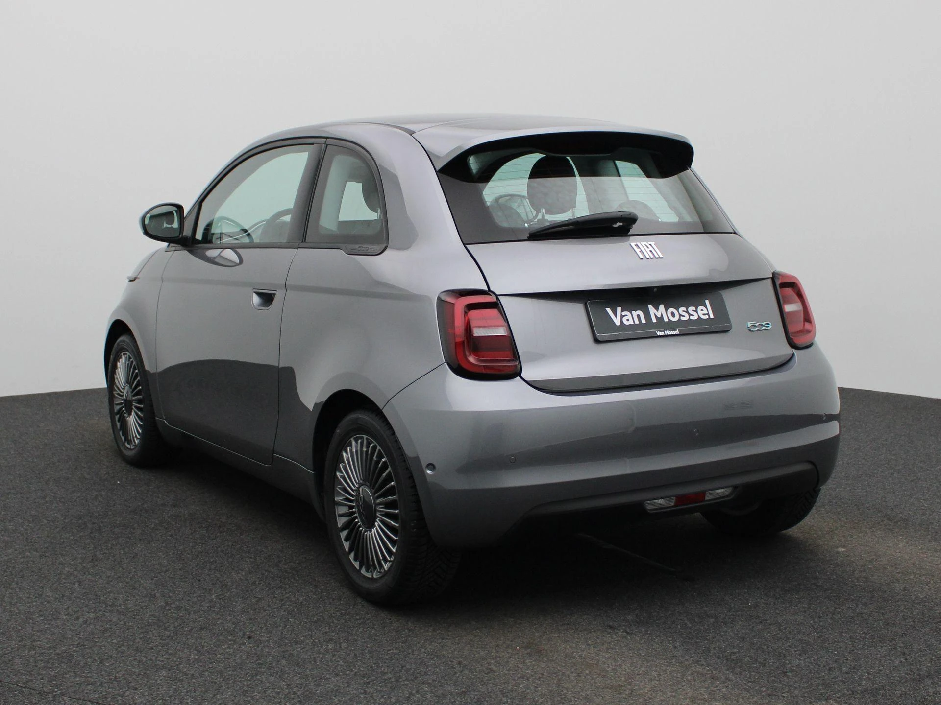 Fiat-500-image-1